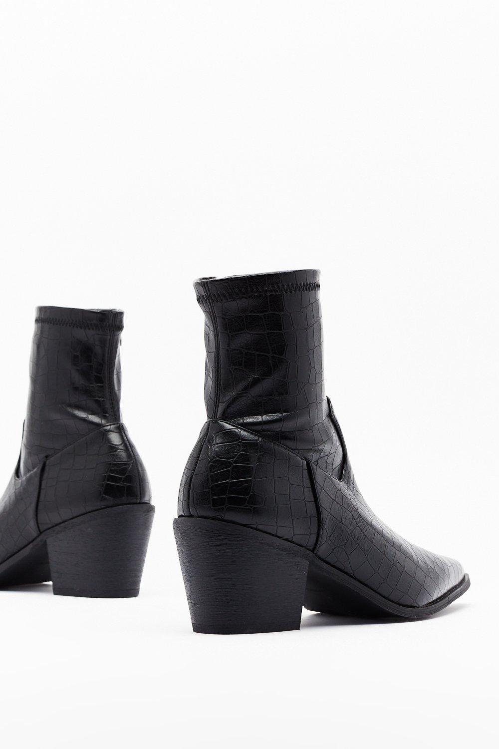 Low hot sale sock boots