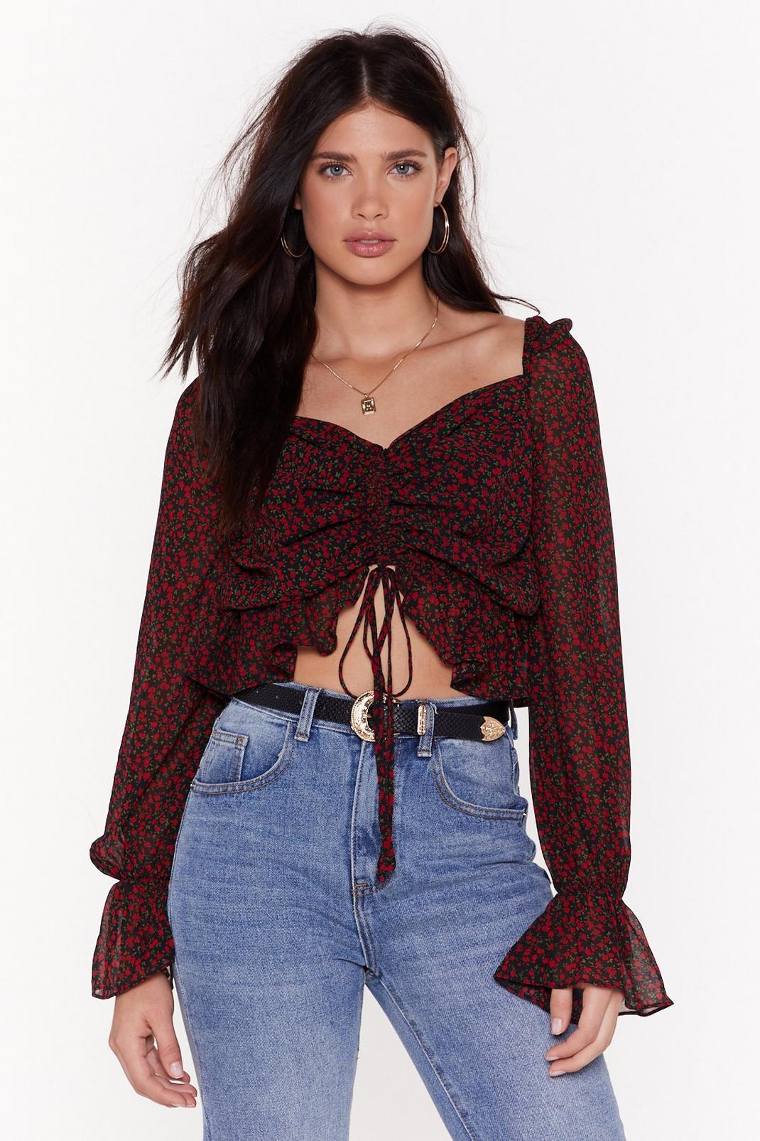 We Got the Flower Ruched Crop Top image number 1