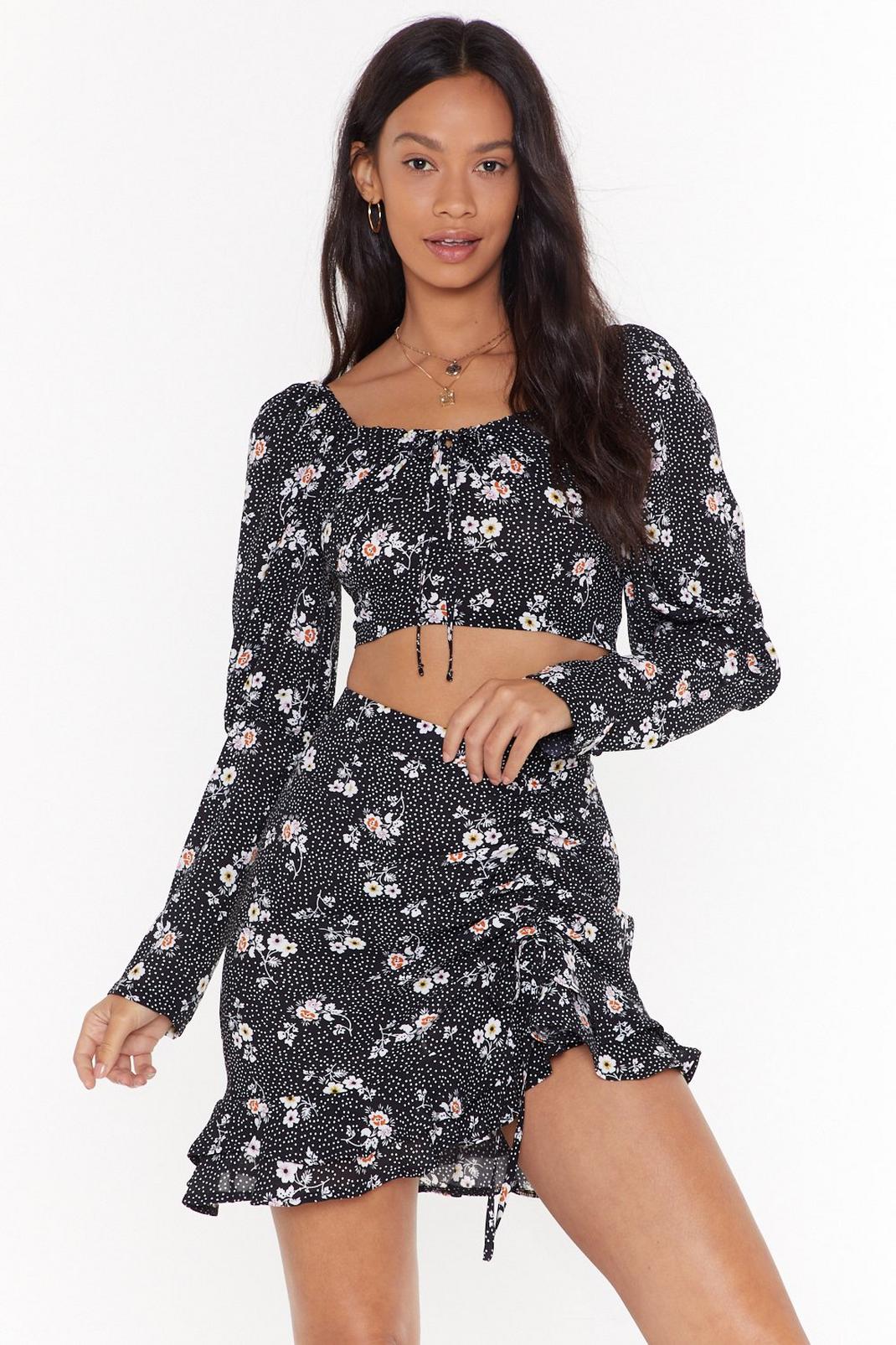 You've Found My Sweet Spot Floral Cropped Blouse image number 1
