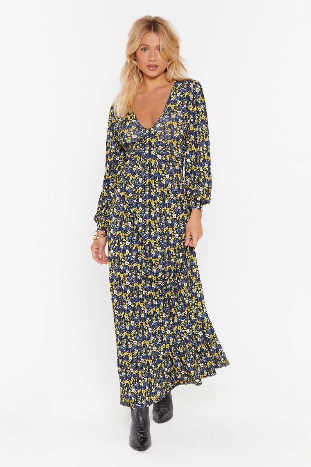 What's the Twist Floral Maxi Dress image number 1