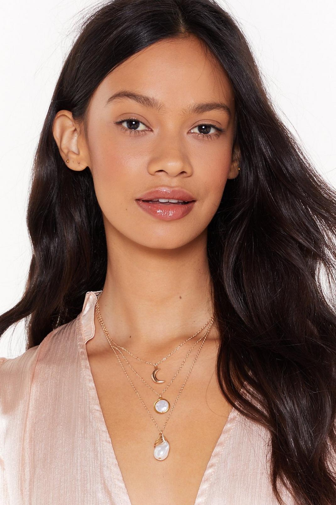 She's Our Pearl Crush Layered Necklace image number 1