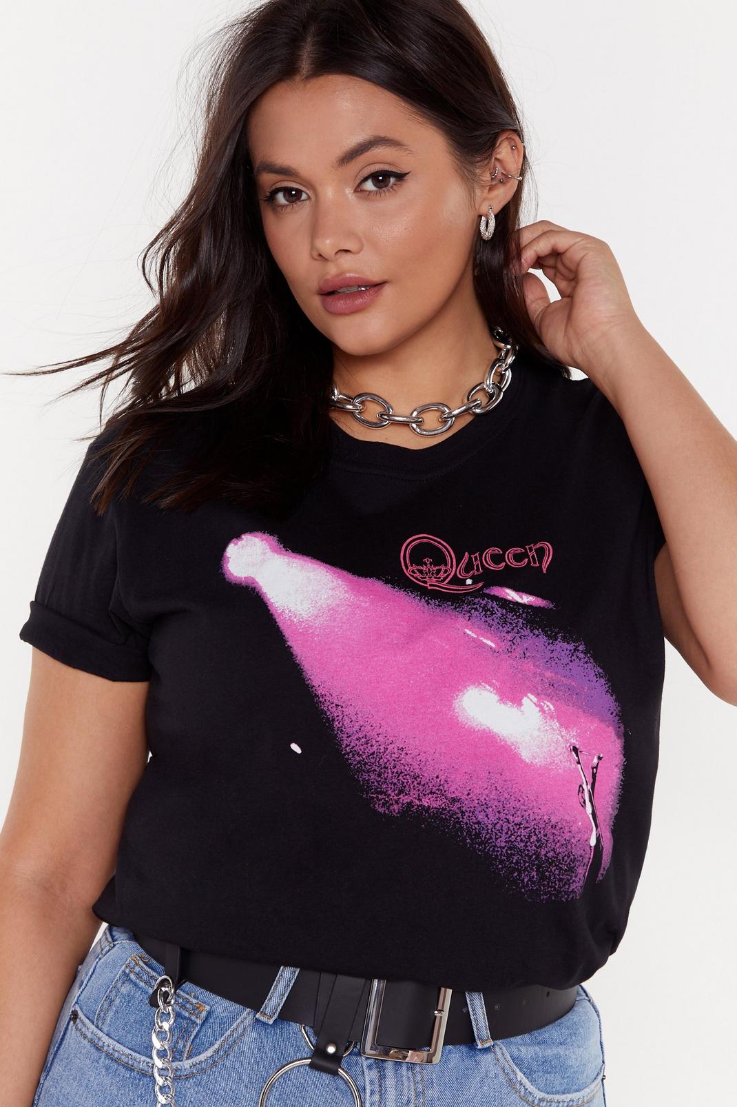 Queen Plus Graphic Band Tee image number 1