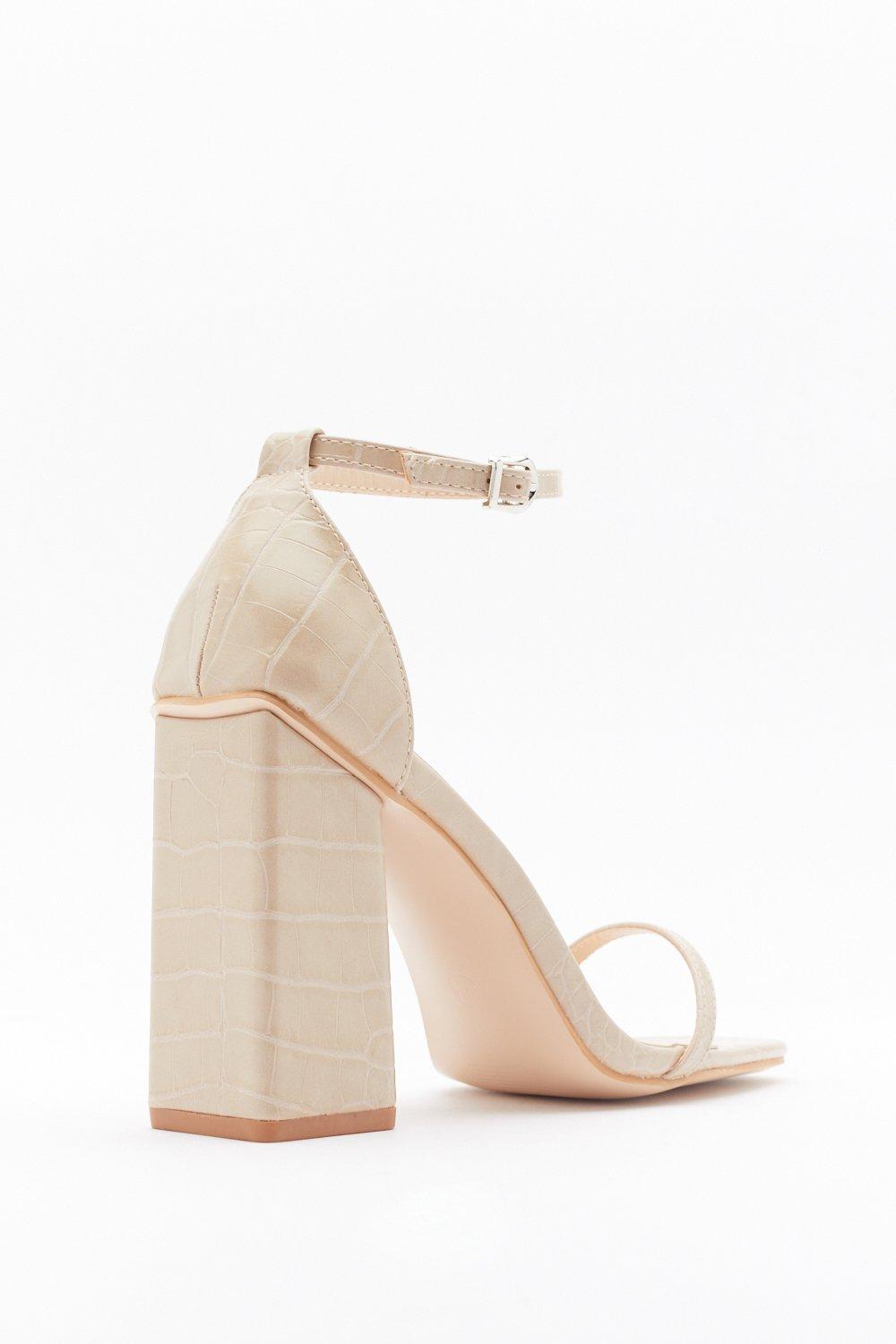 Sandales minimalistes à talons carrés discount