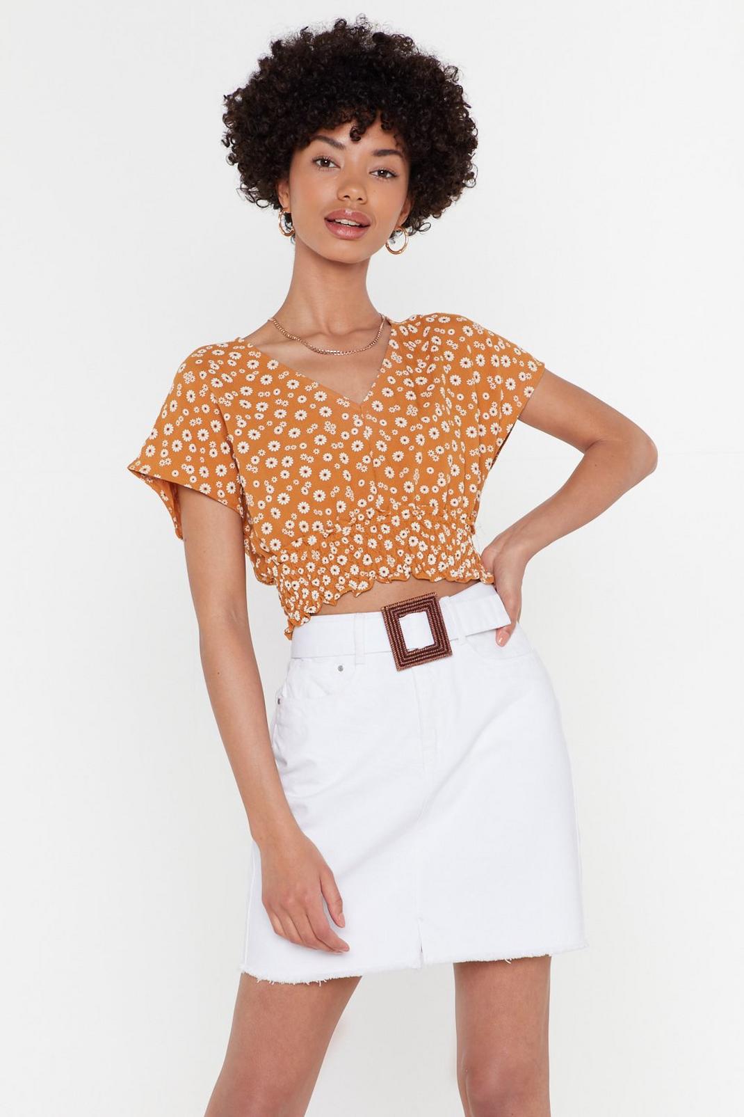 Shirred Daisy Print Crop Top image number 1