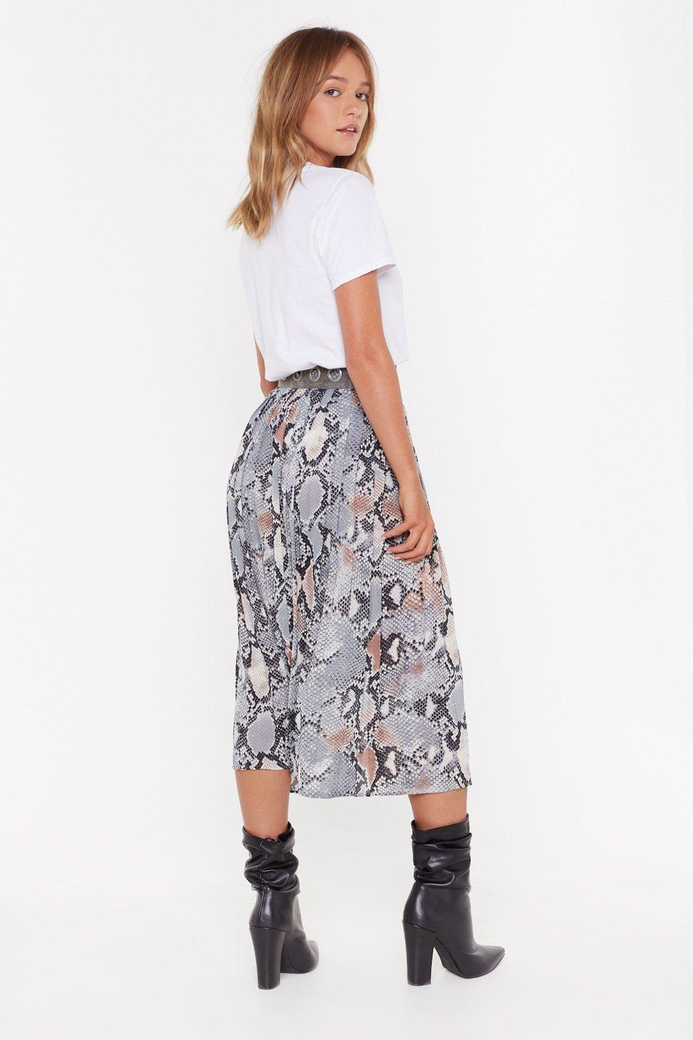 Jupe midi a imprime serpent Je me faufile partout Nasty Gal