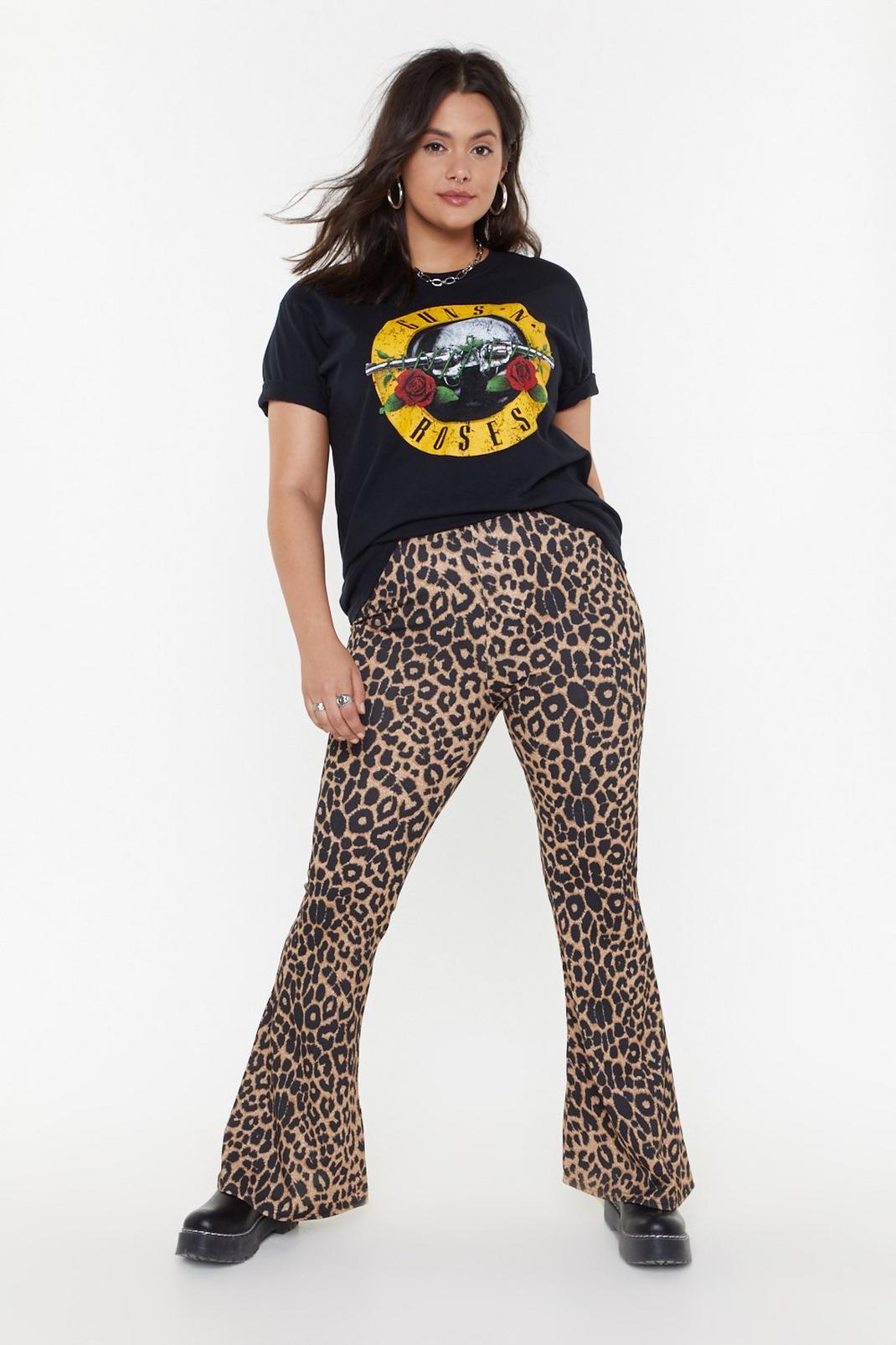 Grande Taille - Legging flare à imprimé léopard Amour sauvage image number 1