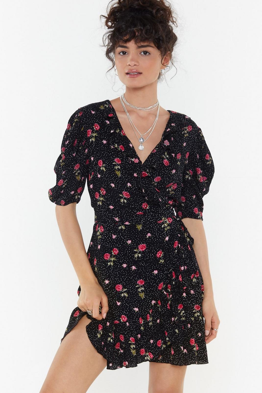 Specialist in the Field Wrap Floral Dress image number 1