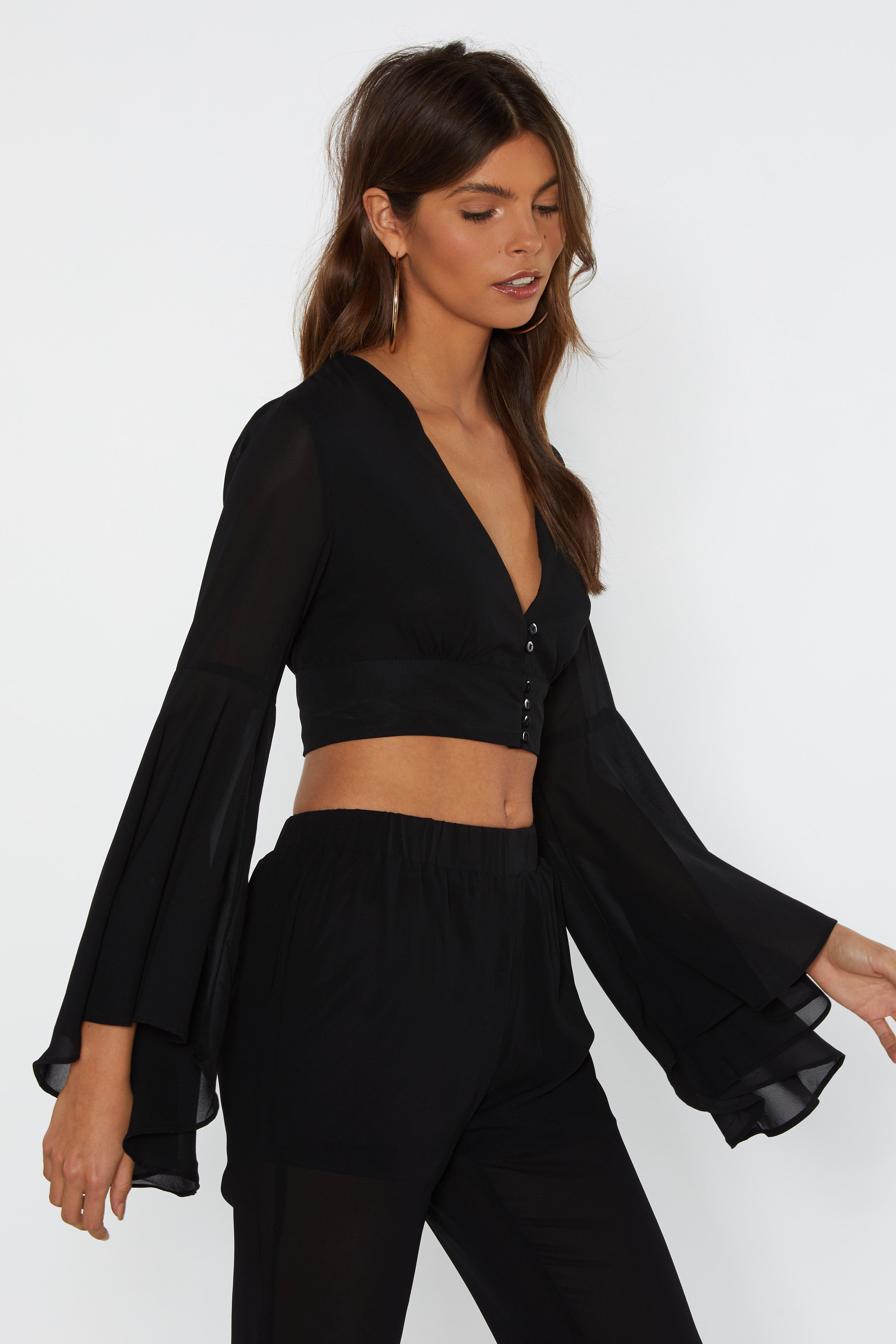 Women's Textured Long Flare Sleeve Crop Tops Scoop Neck Bell