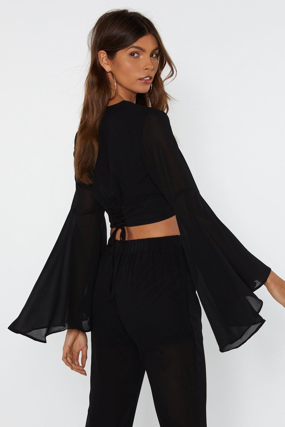 Women's Textured Long Flare Sleeve Crop Tops Scoop Neck Bell