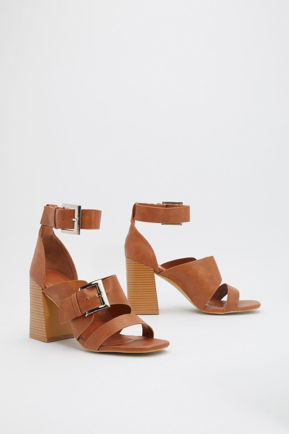 tan block heels