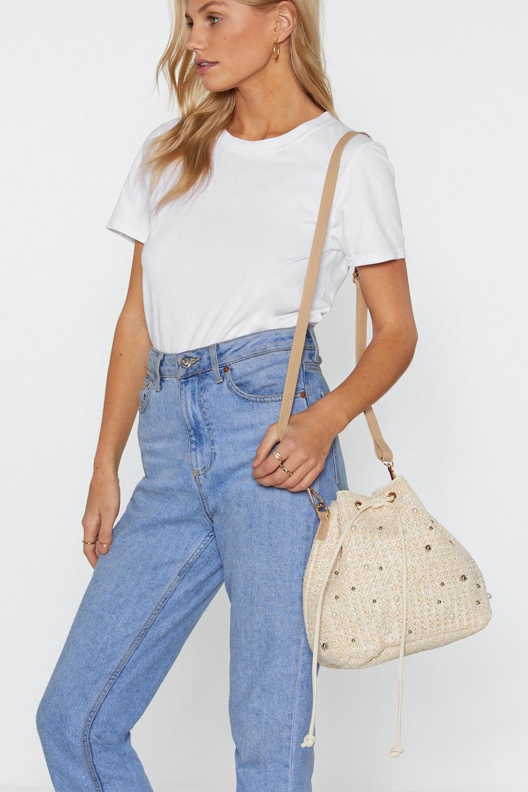 WANT Drawstrings Attached Straw Shoulder Bag image number 1