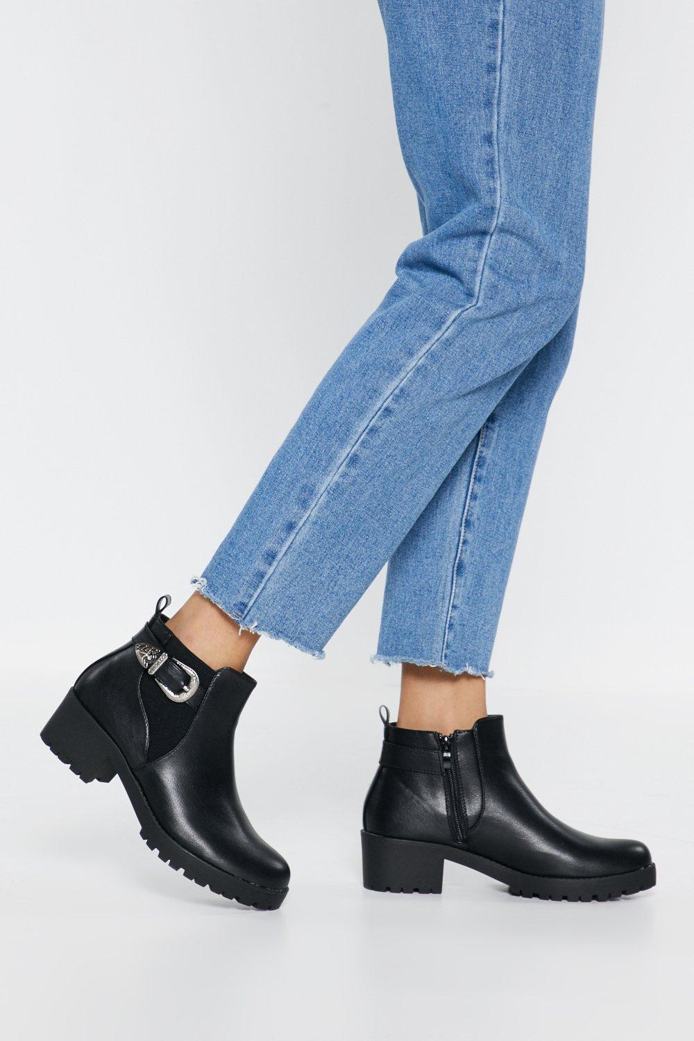 Western Buckle Chelsea Boots | Nasty Gal