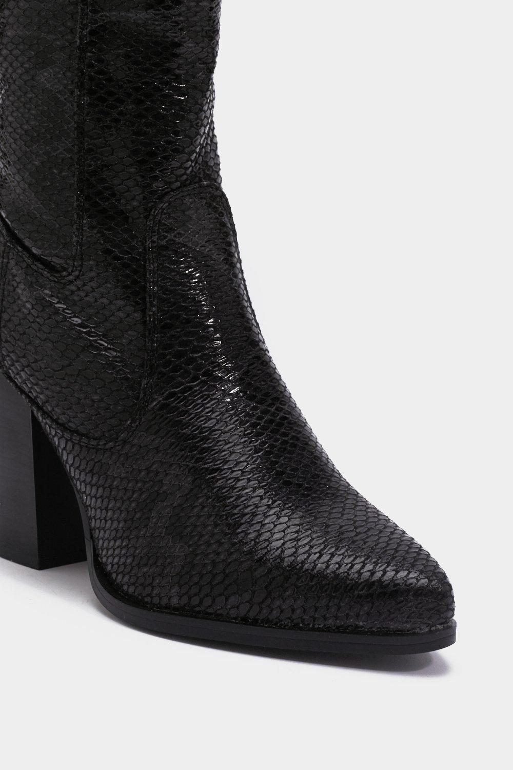 Snake best sale sock boots