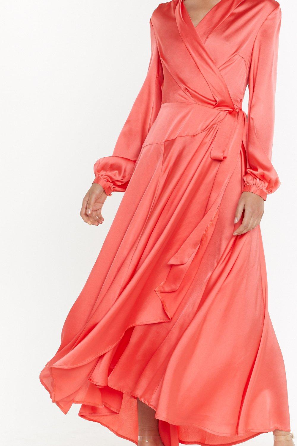 Steal the 2025 spotlight satin dress