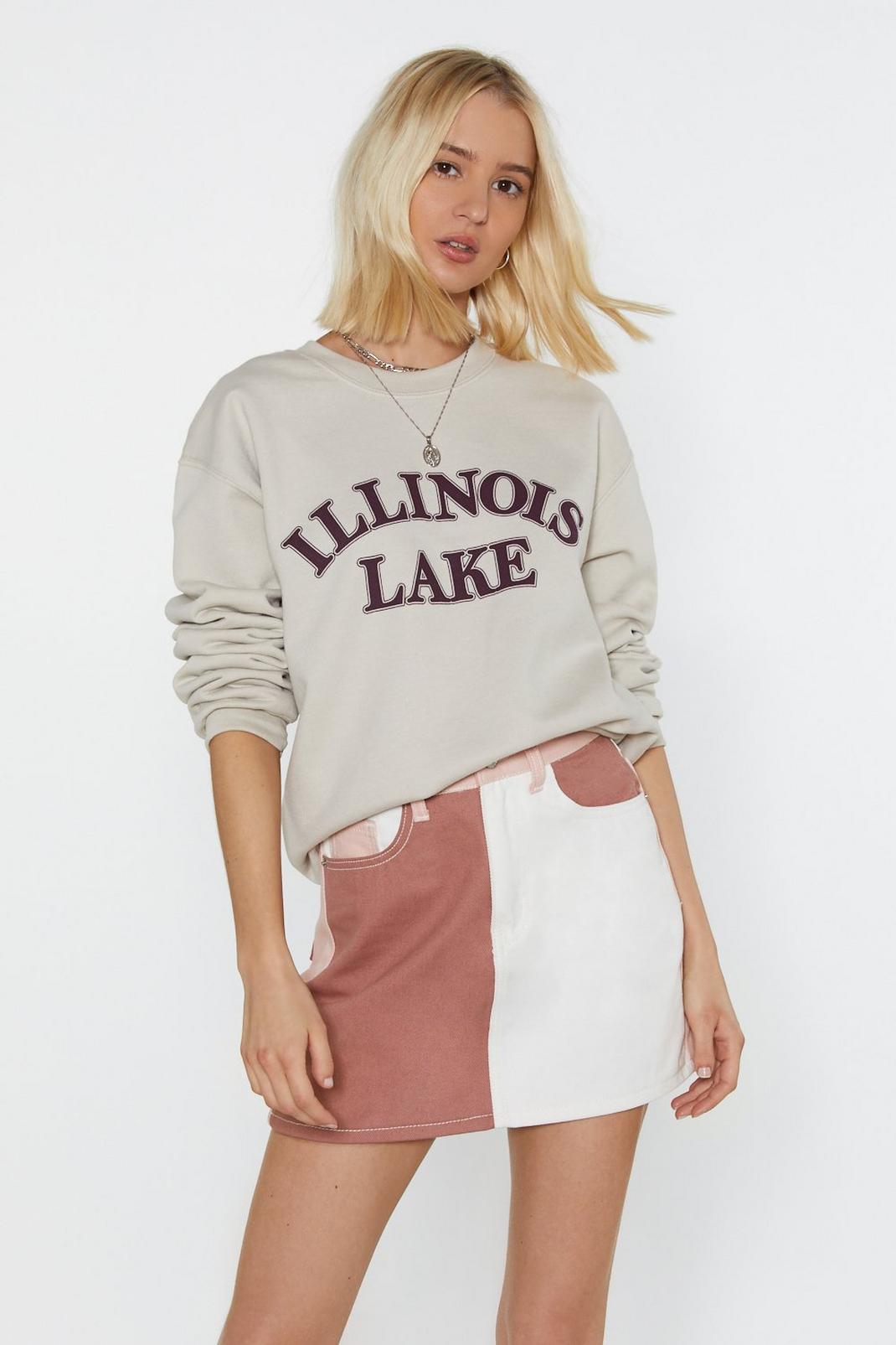 Meet Me By the Lake Graphic Sweatshirt image number 1