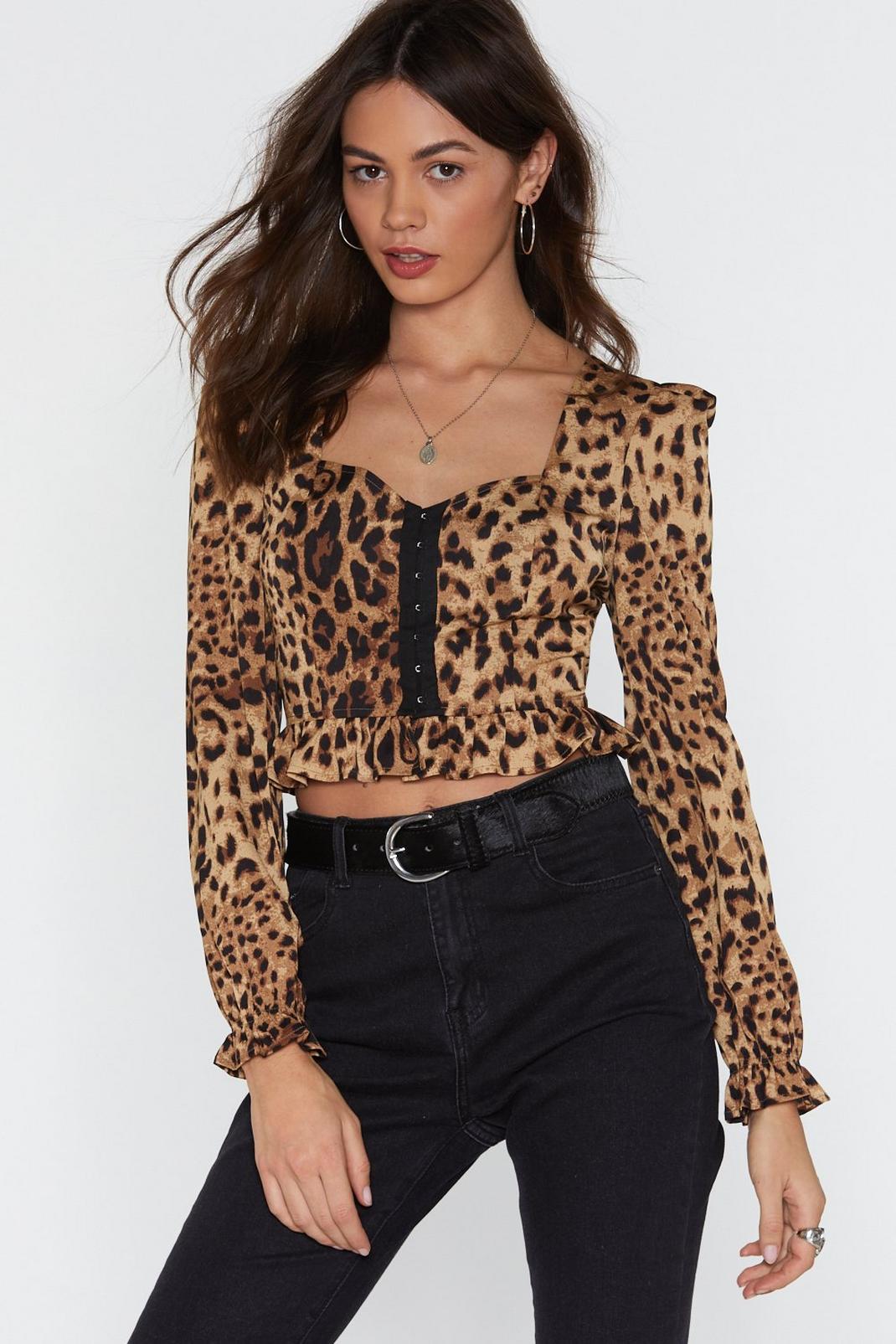 Kiss and Tail Leopard Cropped Blouse image number 1