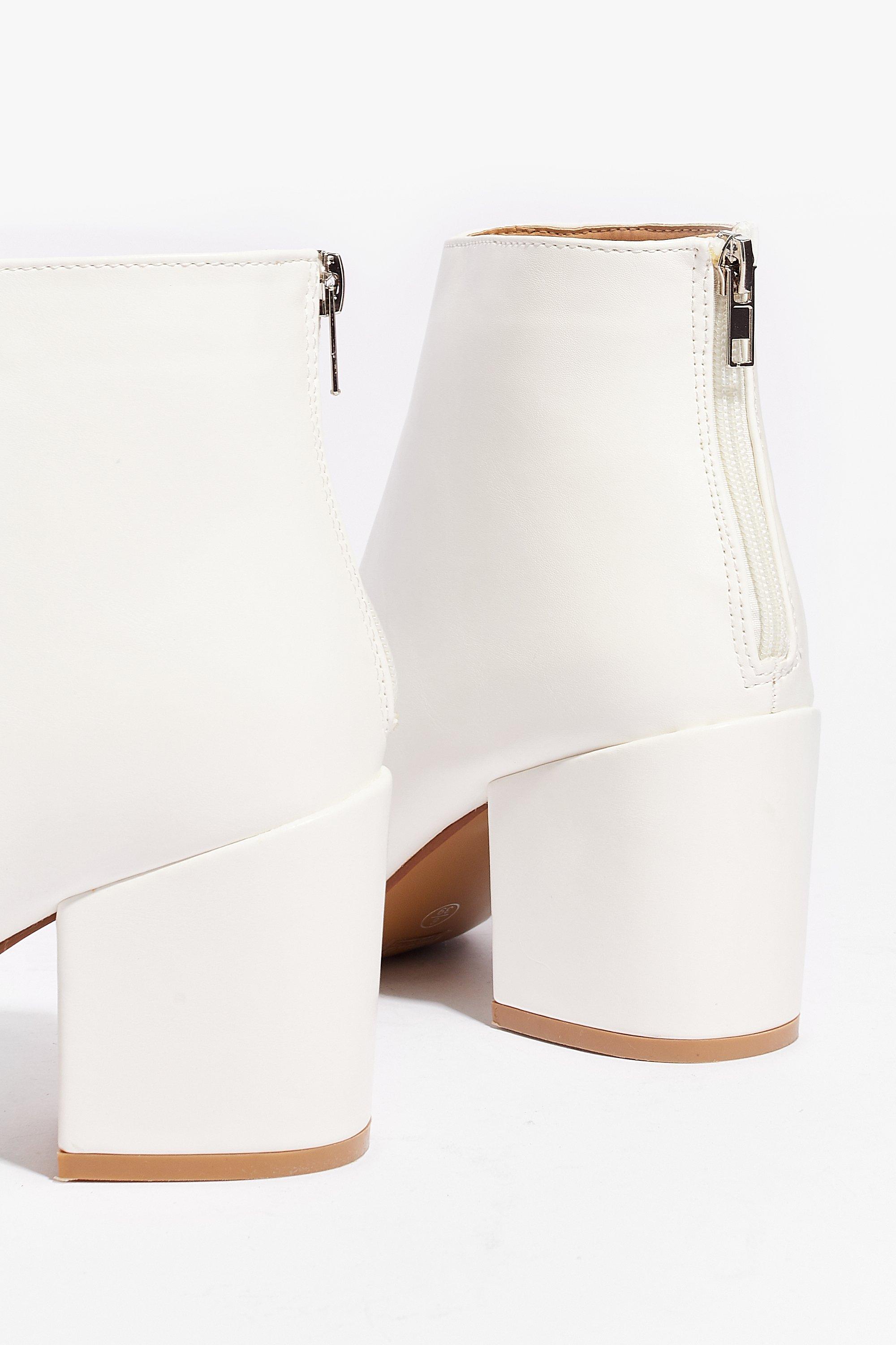 White leather block hot sale heel boots