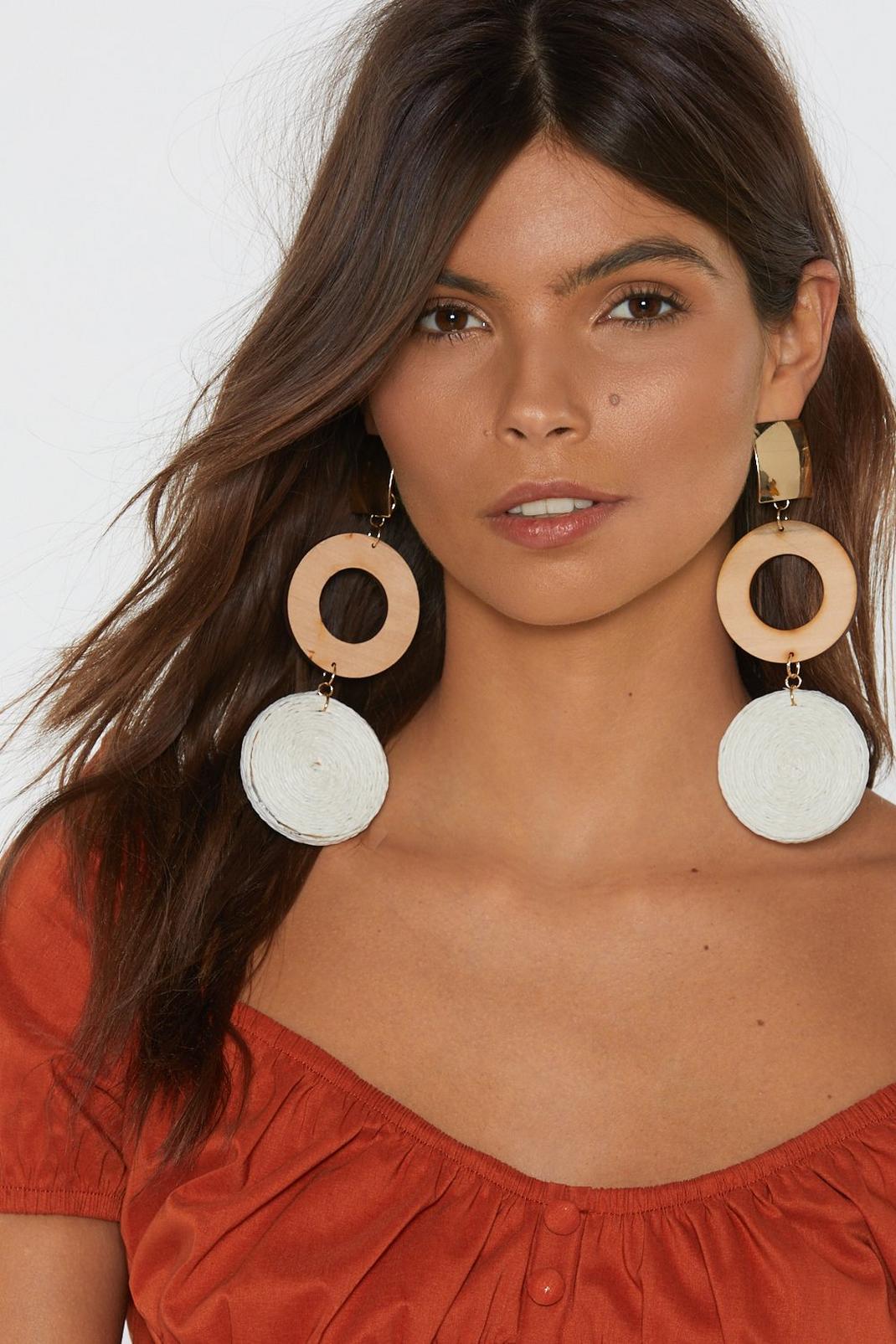 Drop In Oversized Circle Earrings image number 1