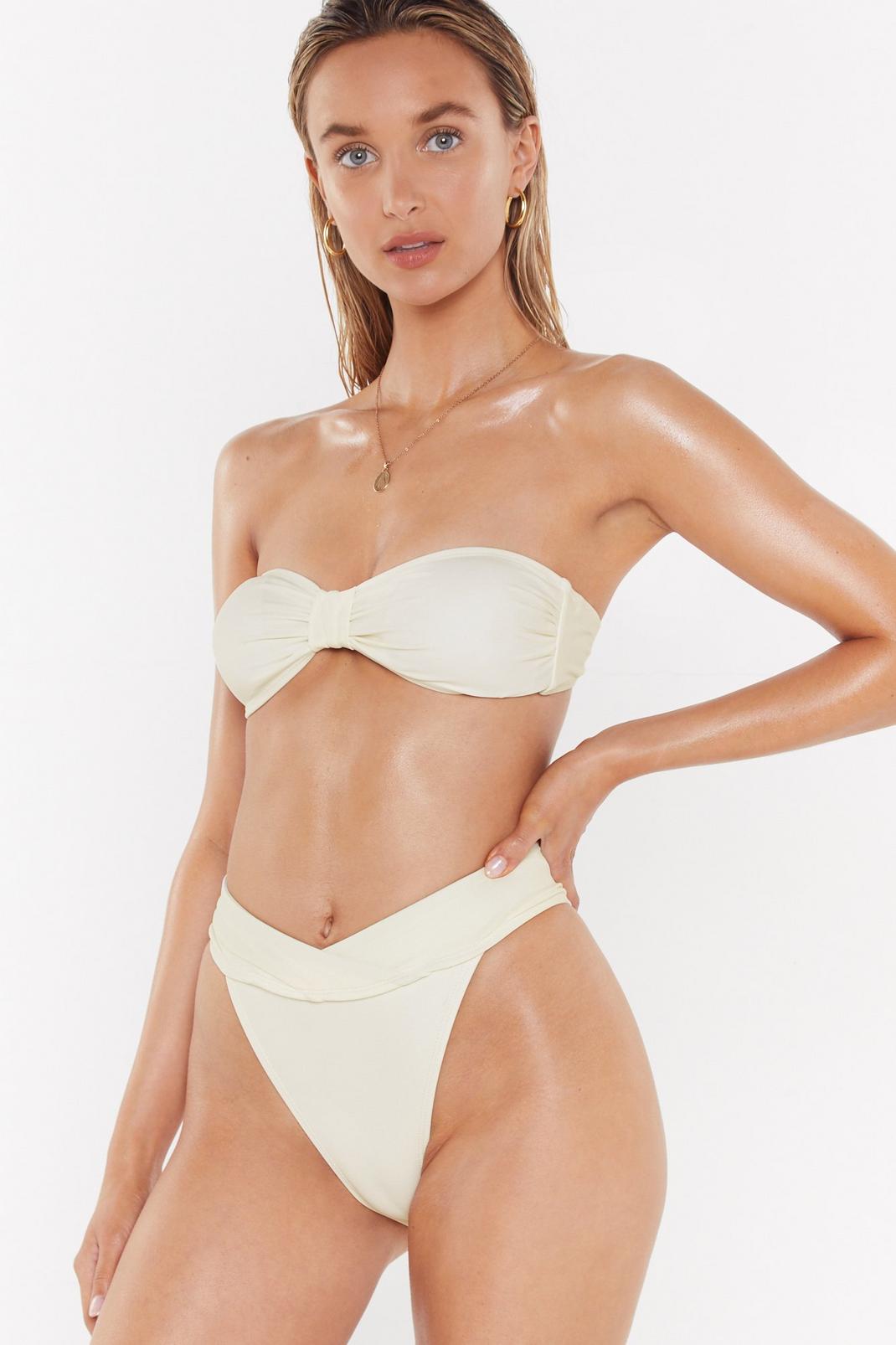 Bandeau de bikini à détail nœud Simplicité oblige image number 1