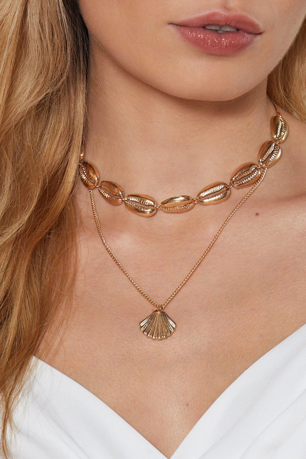 Shell layered deals necklace