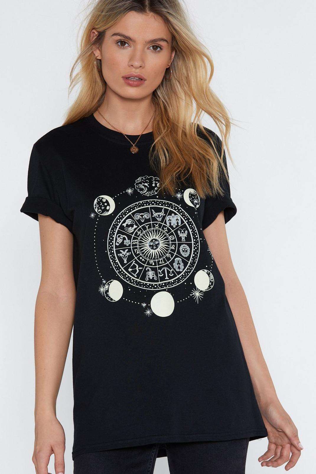Read Your Charts Graphic Tee | Nasty Gal