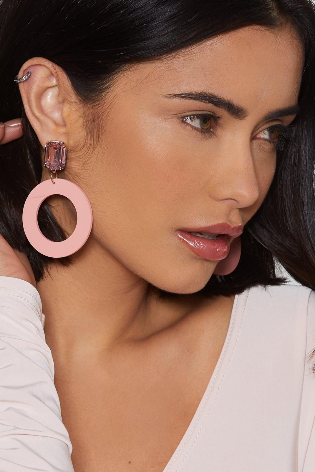 Come Ear Often Circle Drop Earrings image number 1