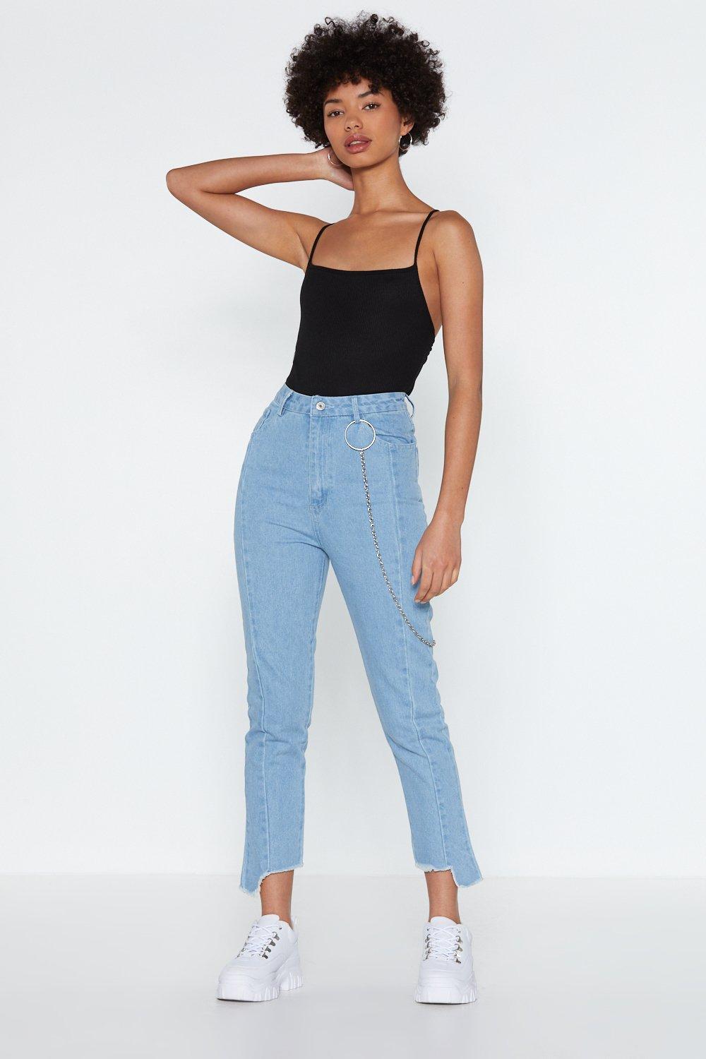 At a Loose End Frayed Jeans | Nasty Gal