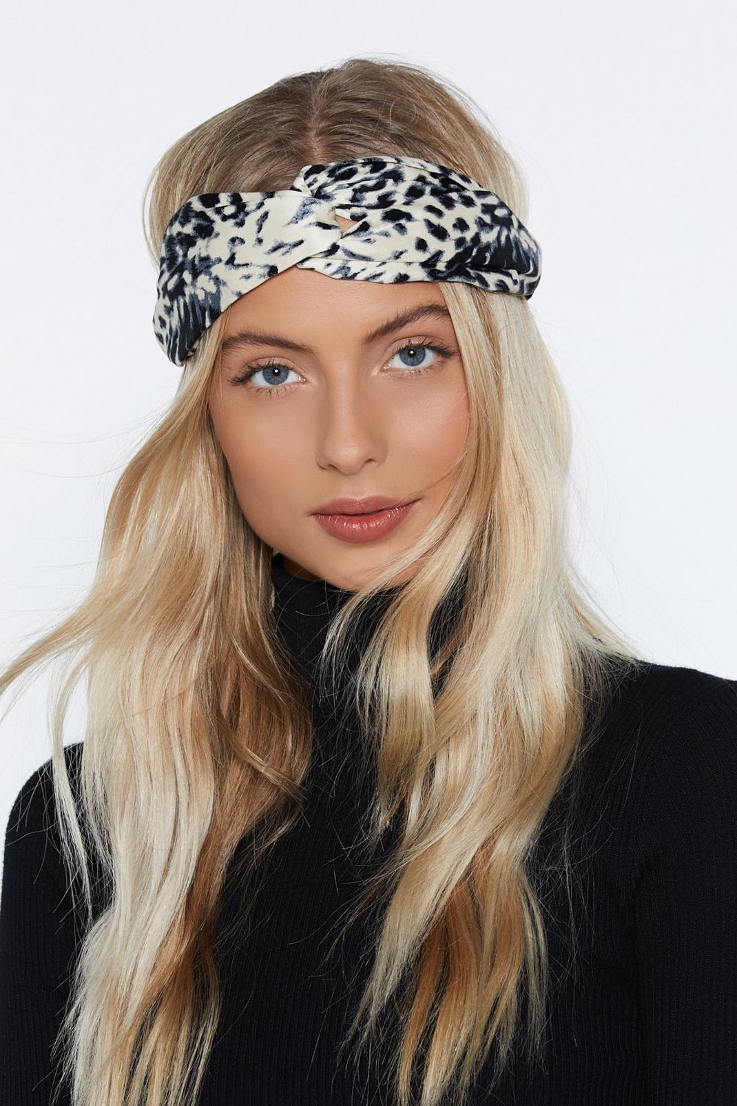 Cat's Meow Leopard Headband image number 1