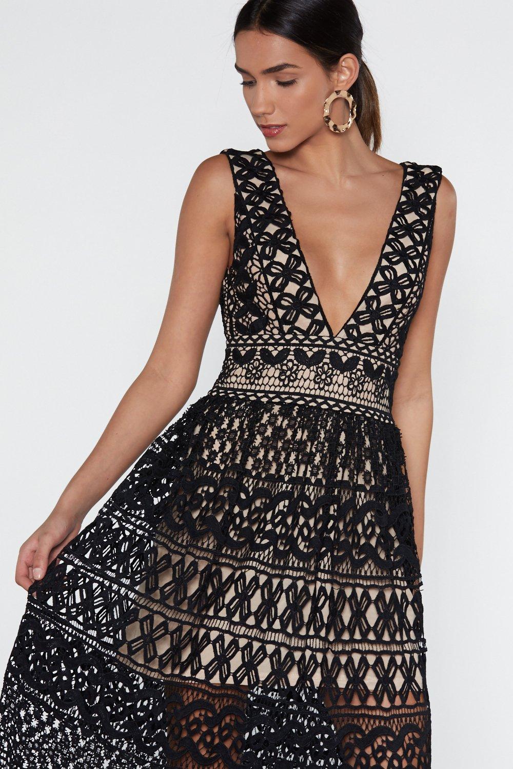 In lace of 2025 emergency midi dress