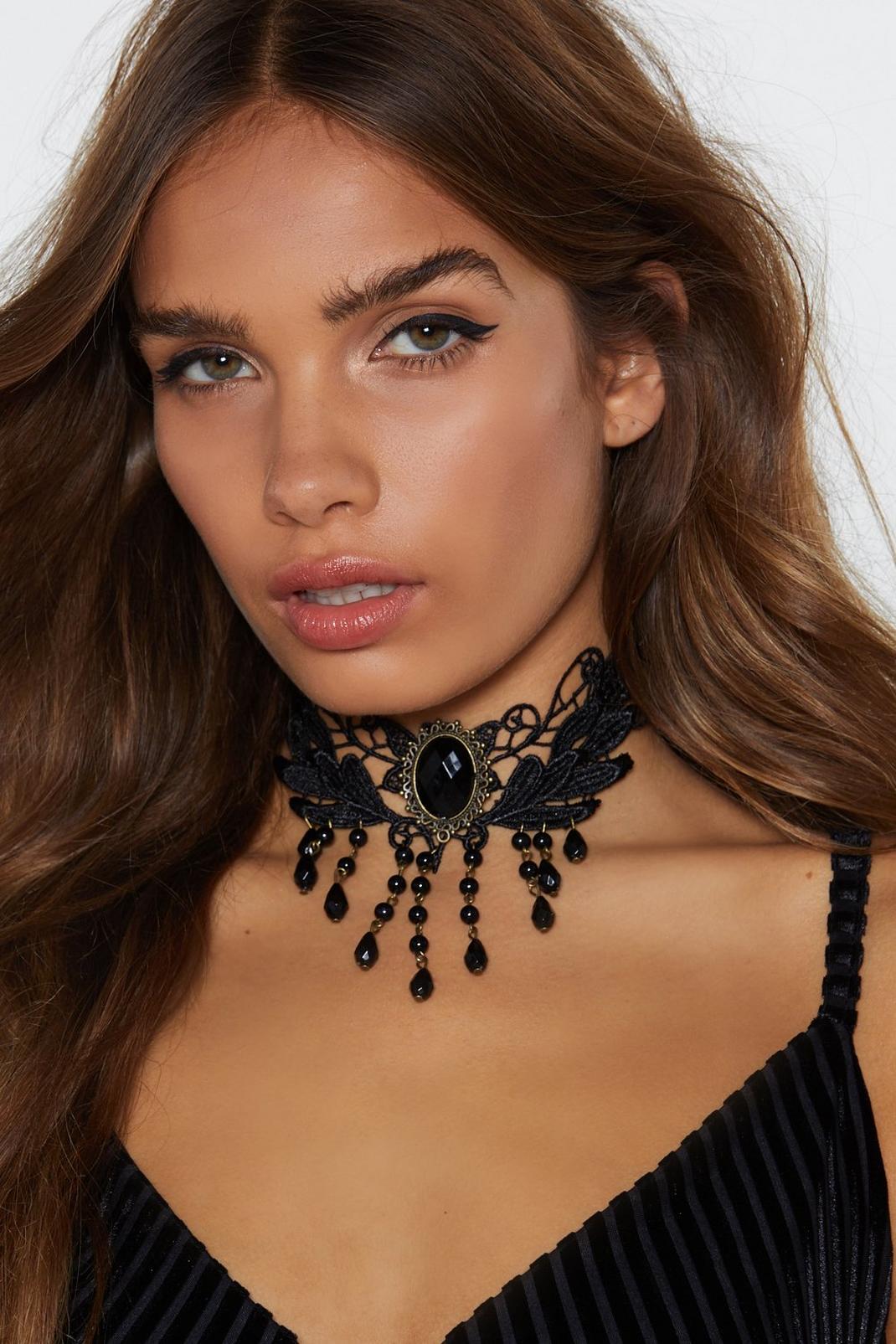 Bewitch 'Em Lace Choker image number 1