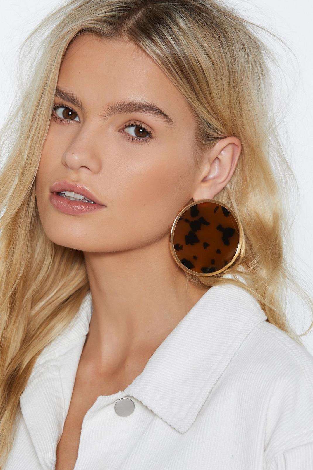 It's All Coming Back to Me Meow Leopard Earrings image number 1