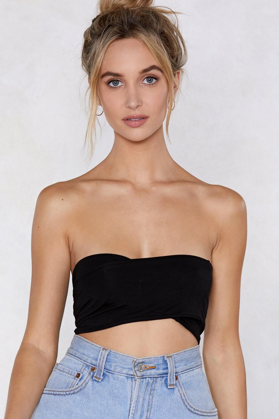 Short and Sweetheart Crop Top image number 1