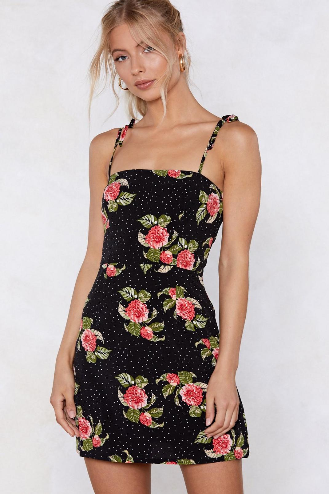 Don't Grow Knockin' On My Door Floral Dress image number 1