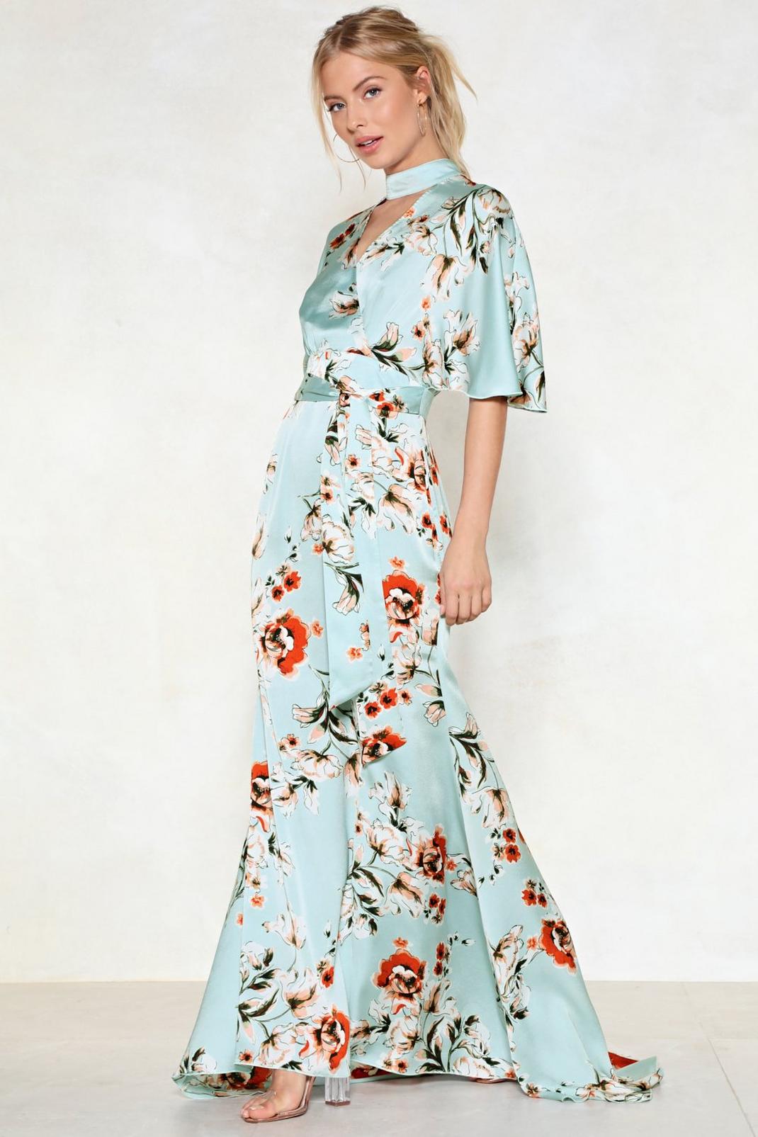 Queen of Peace Floral Dress image number 1