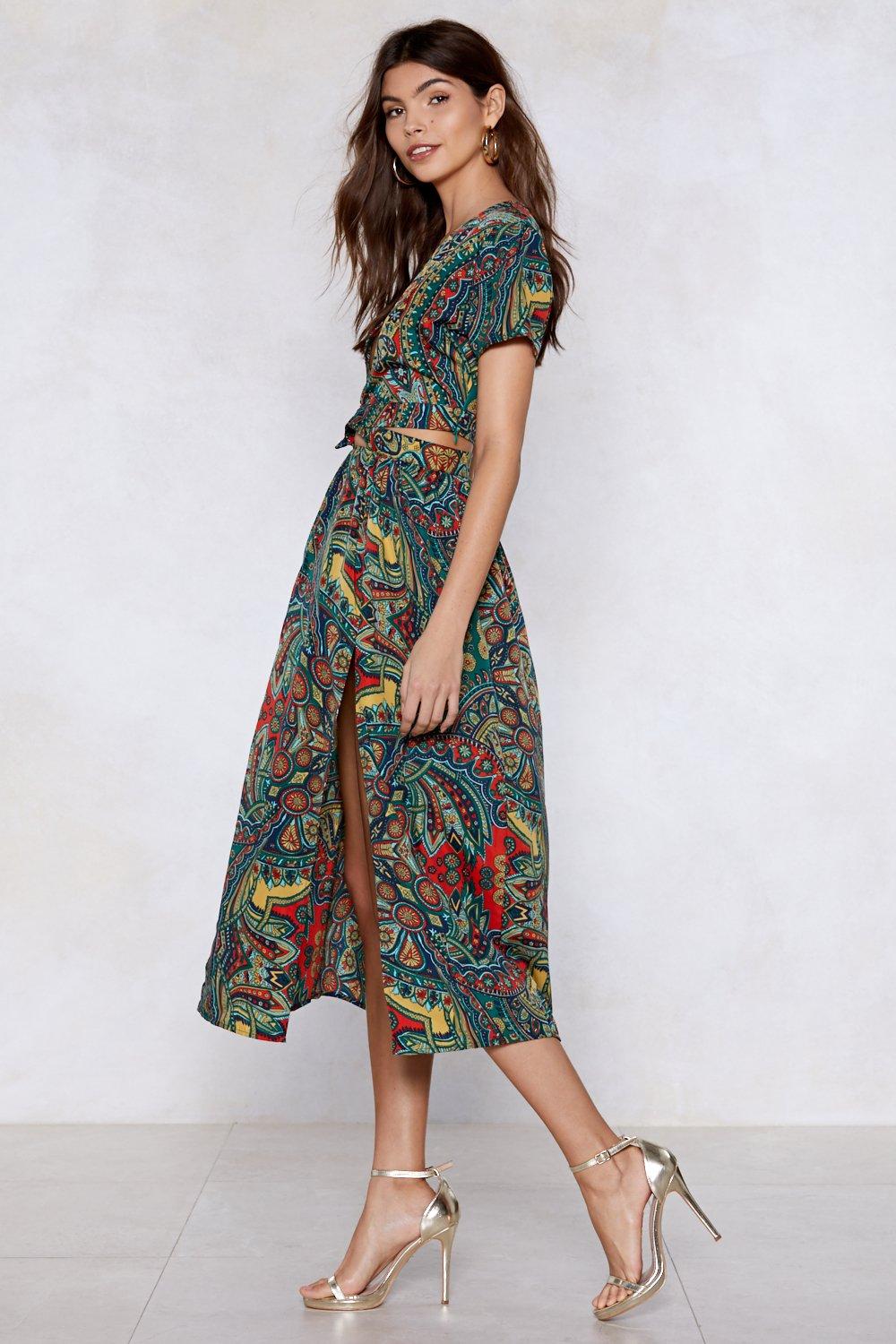 Split Neck Paisley Print Dress