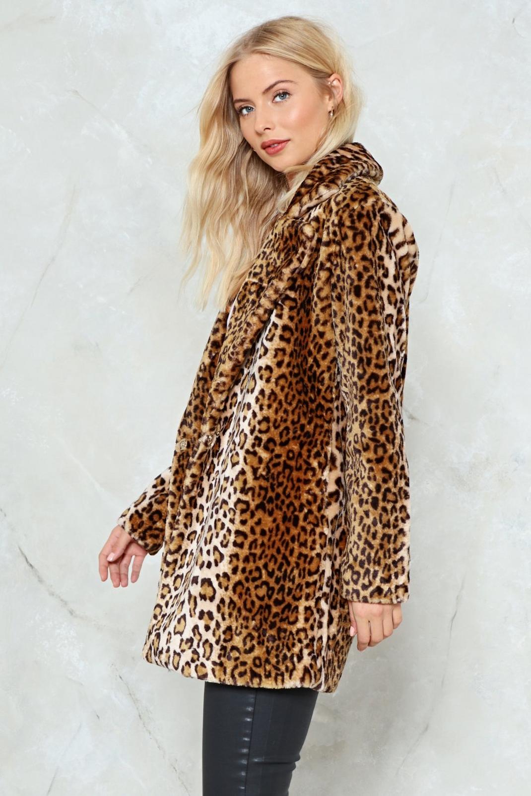 109 And I'm Feline Good Faux Fur Leopard Coat image number 2