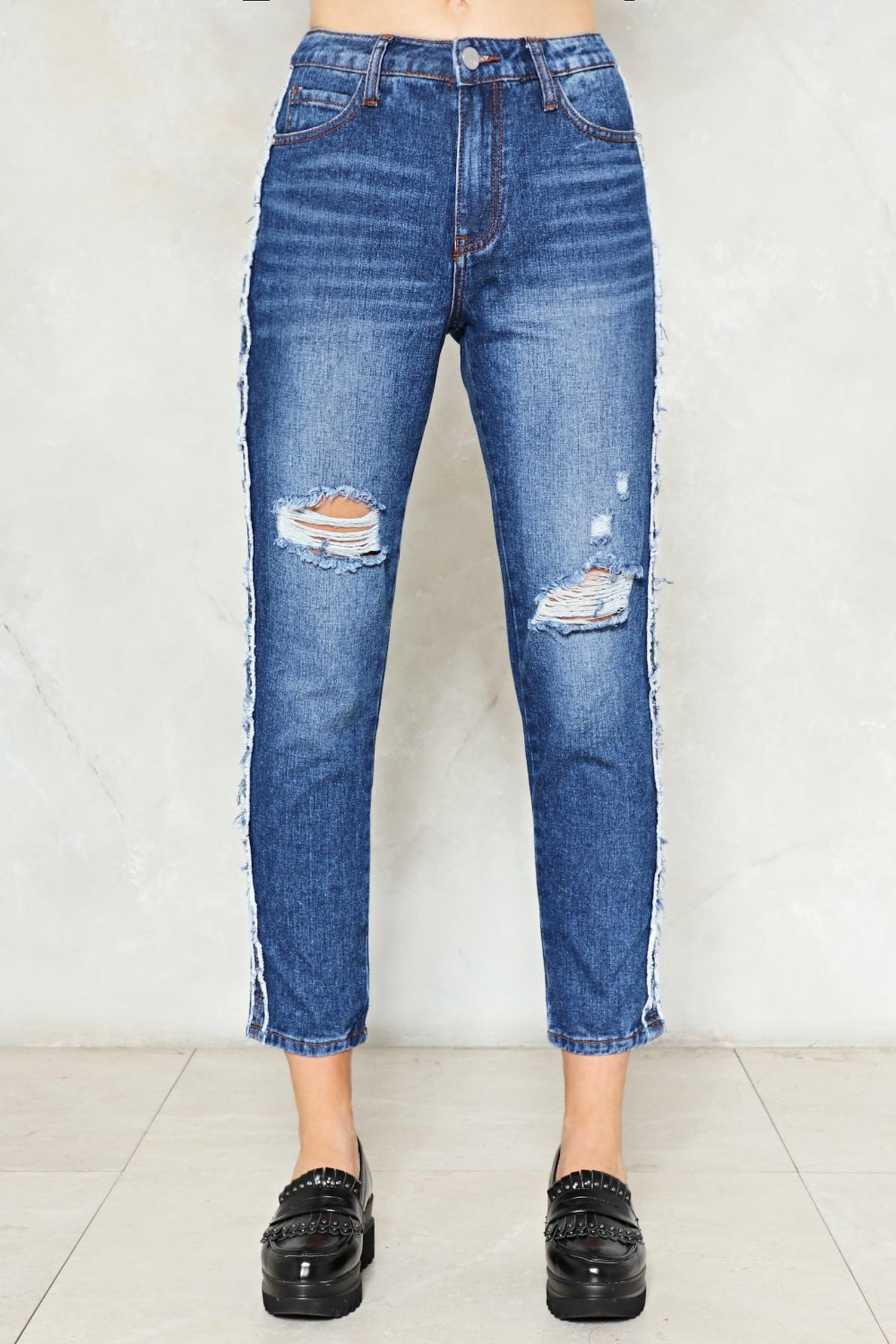 Break the Mold Distressed Jeans