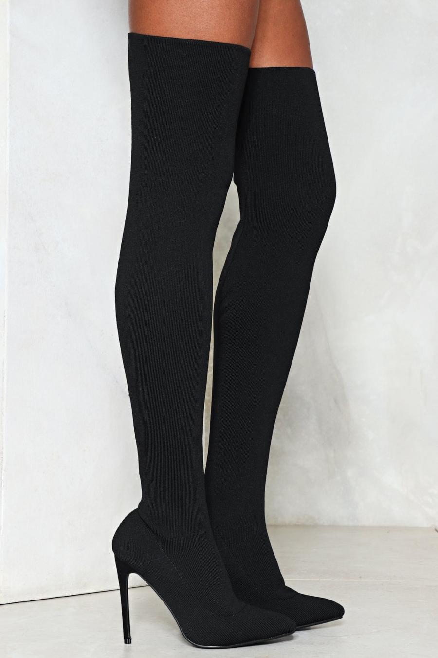 Slinky Fitted Thigh High Heeled Boots