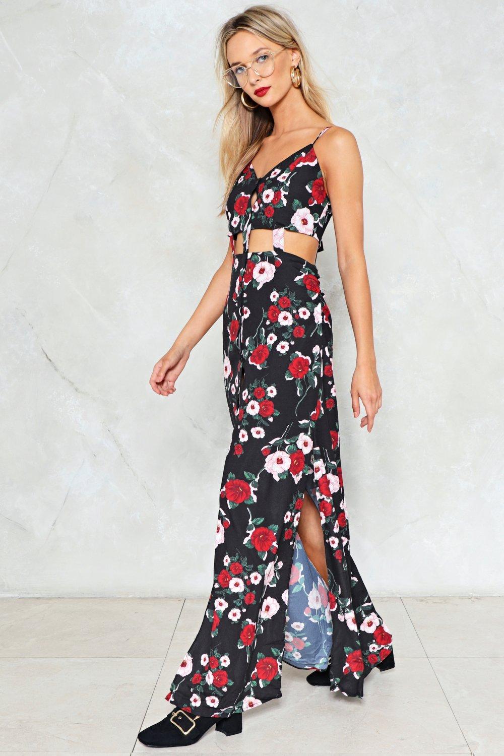 Bits and Pieces Floral Dress Nasty Gal