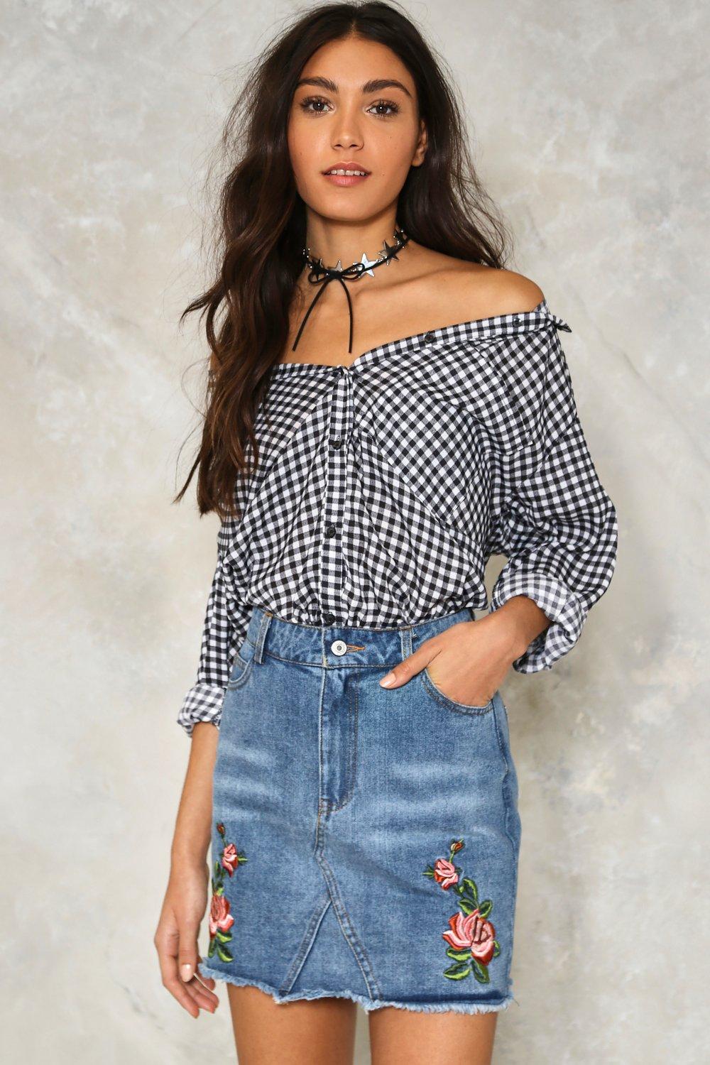 medium wash denim skirt