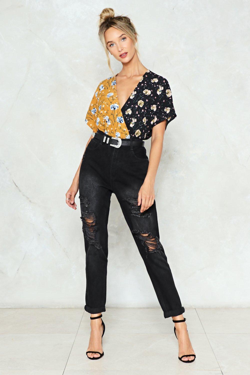 high waisted jeans with belt