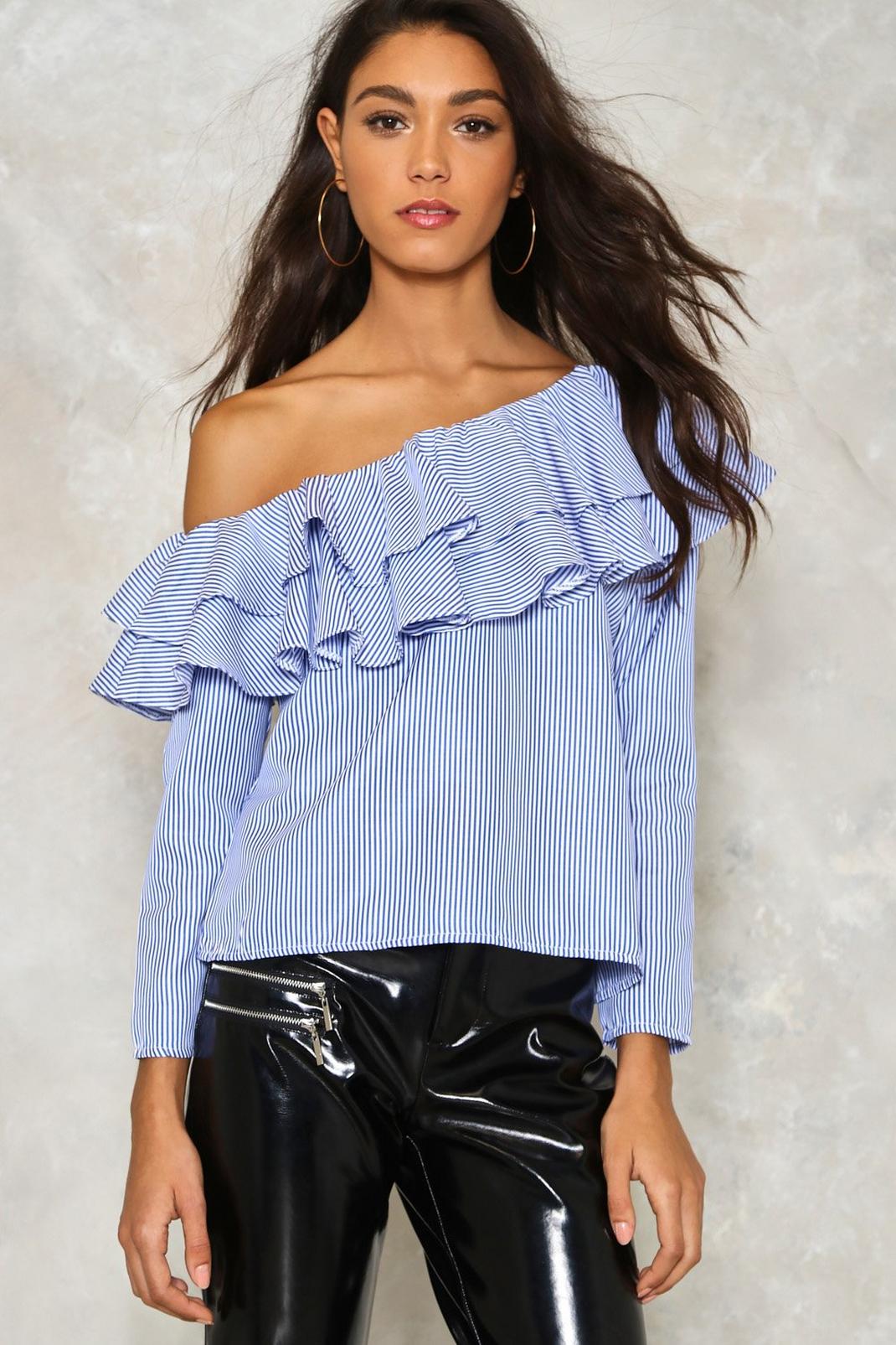 Wave Aside Ruffle Top image number 1