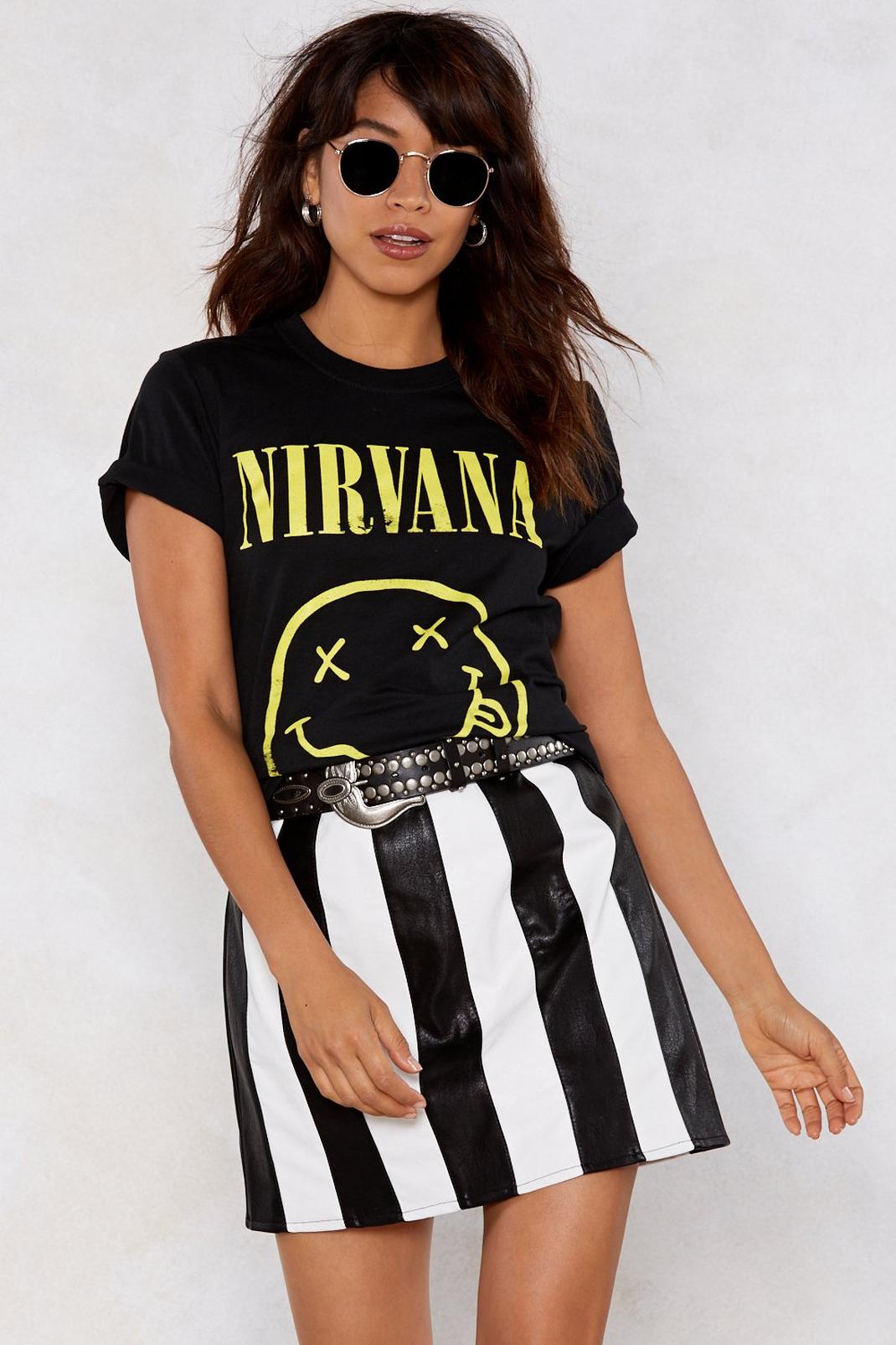 T-shirt de groupe à slogan et impression Nirvana image number 1