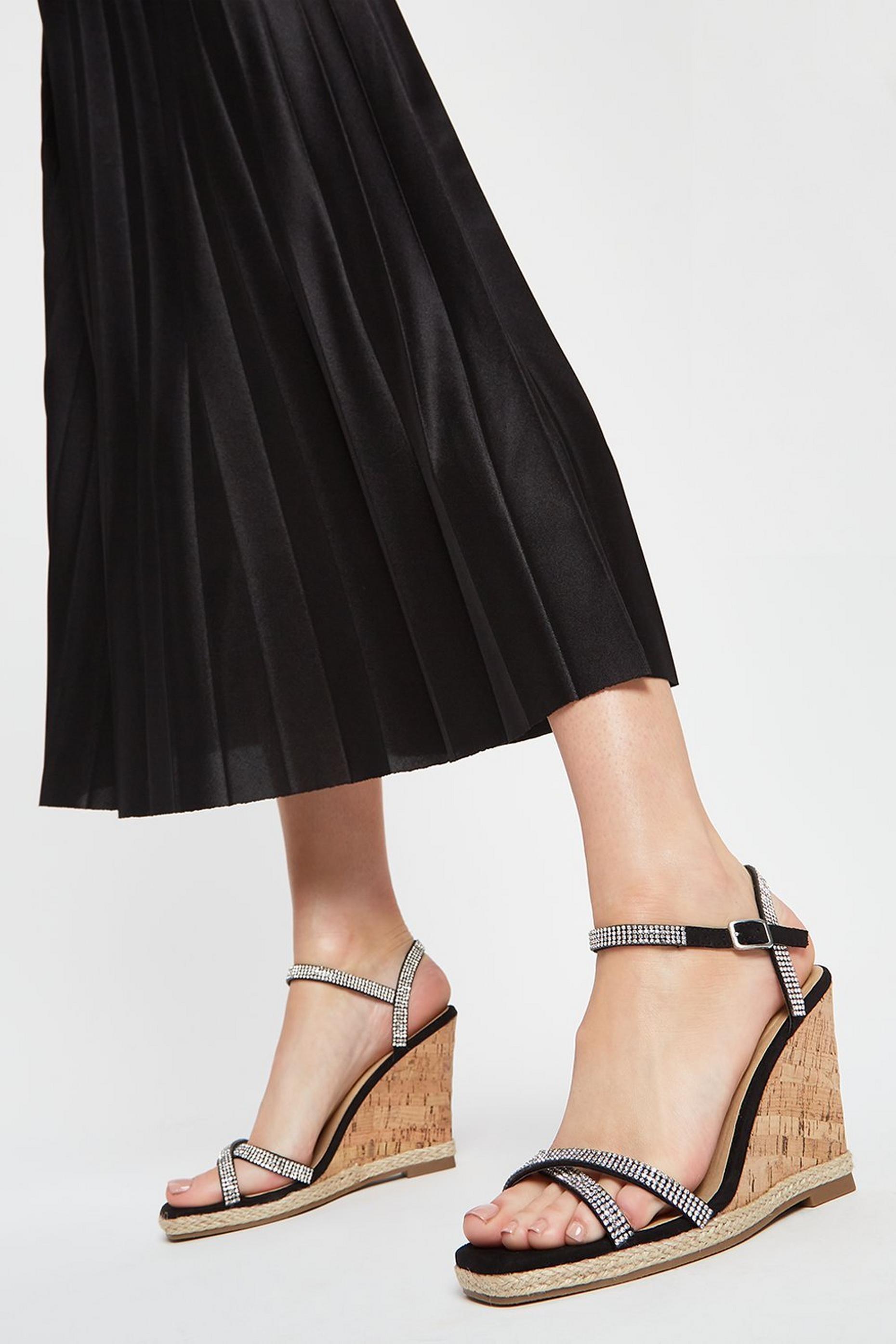 dorothy perkins tan wedges