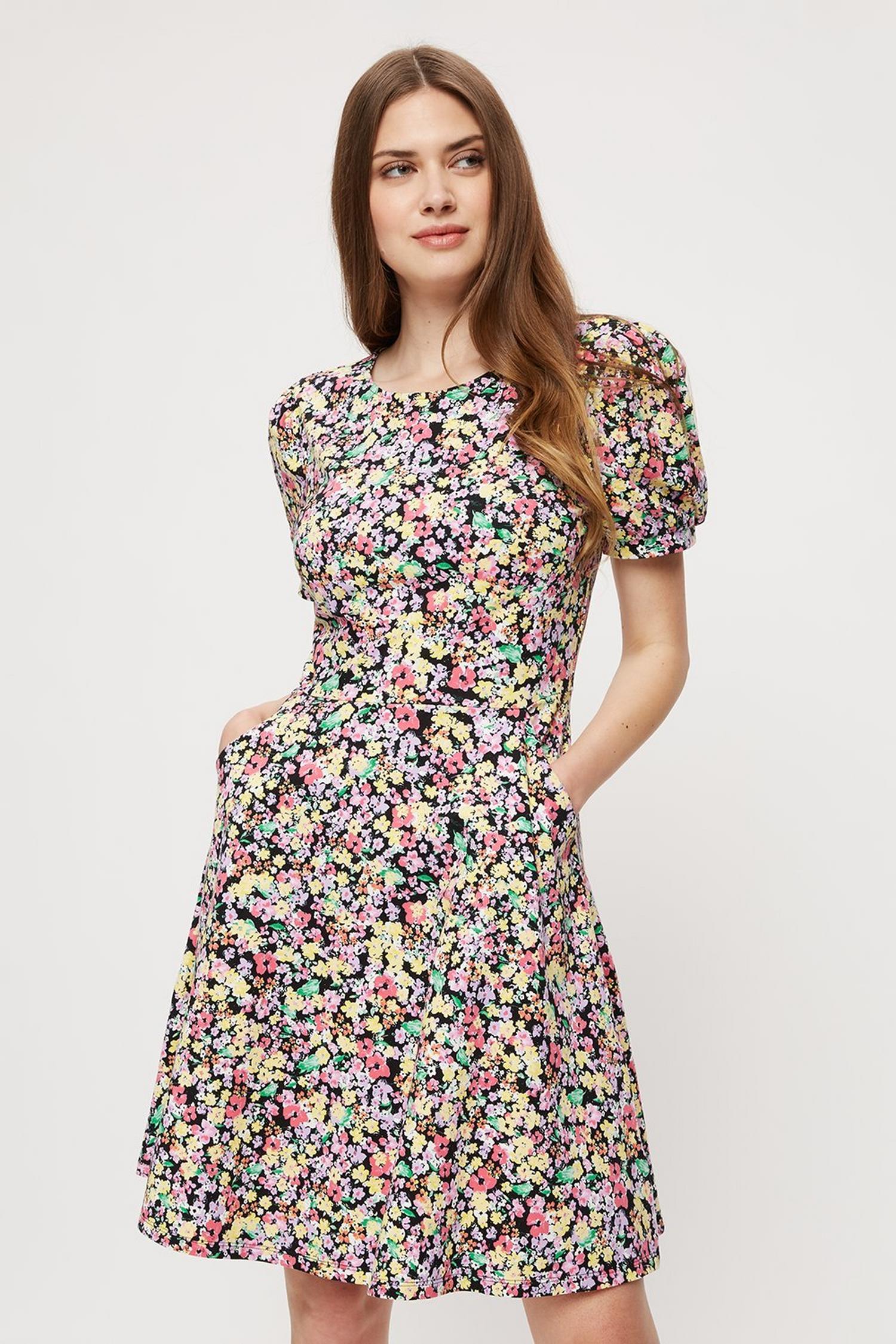 floral t shirt dress