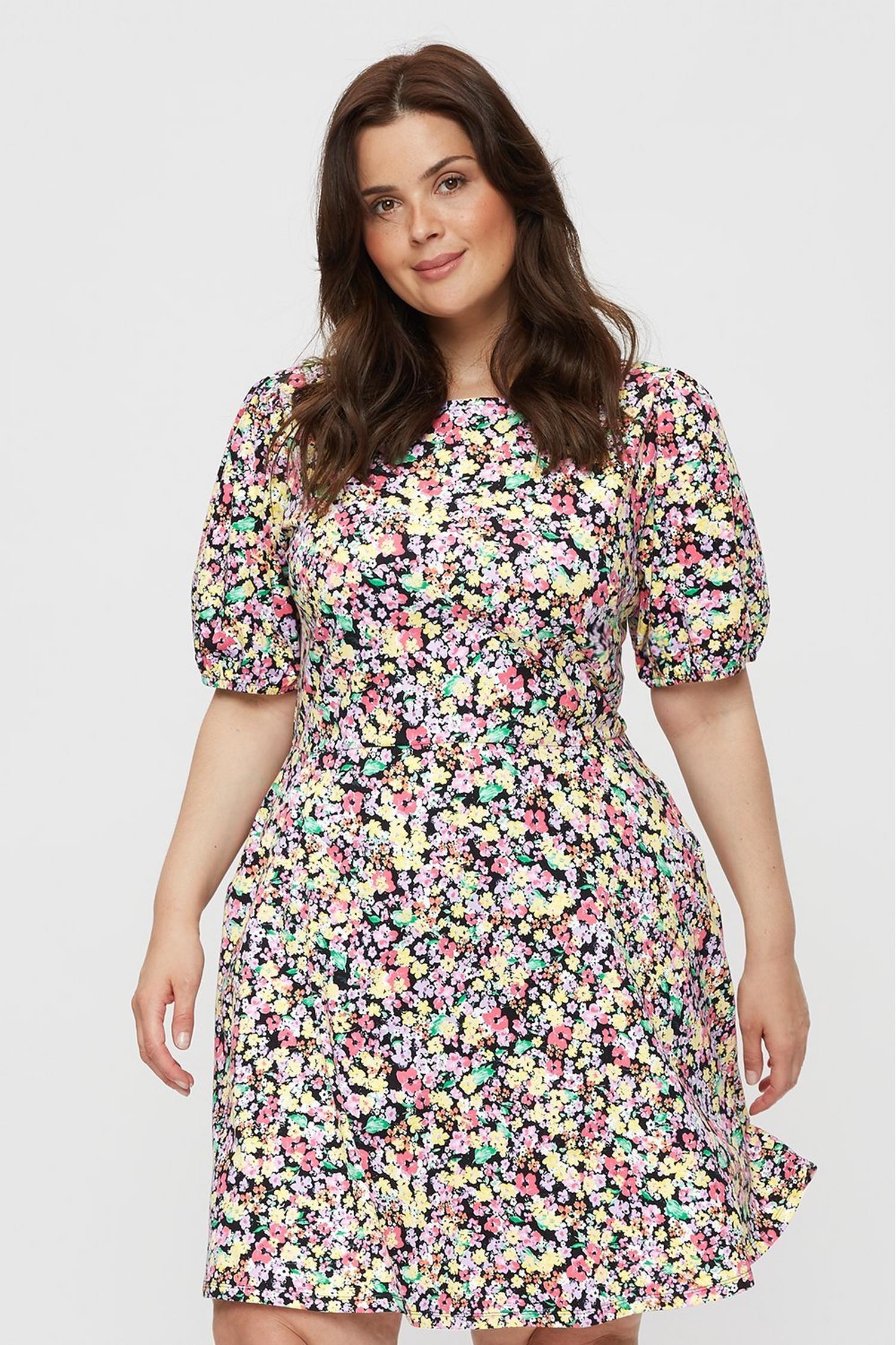 floral t shirt dress