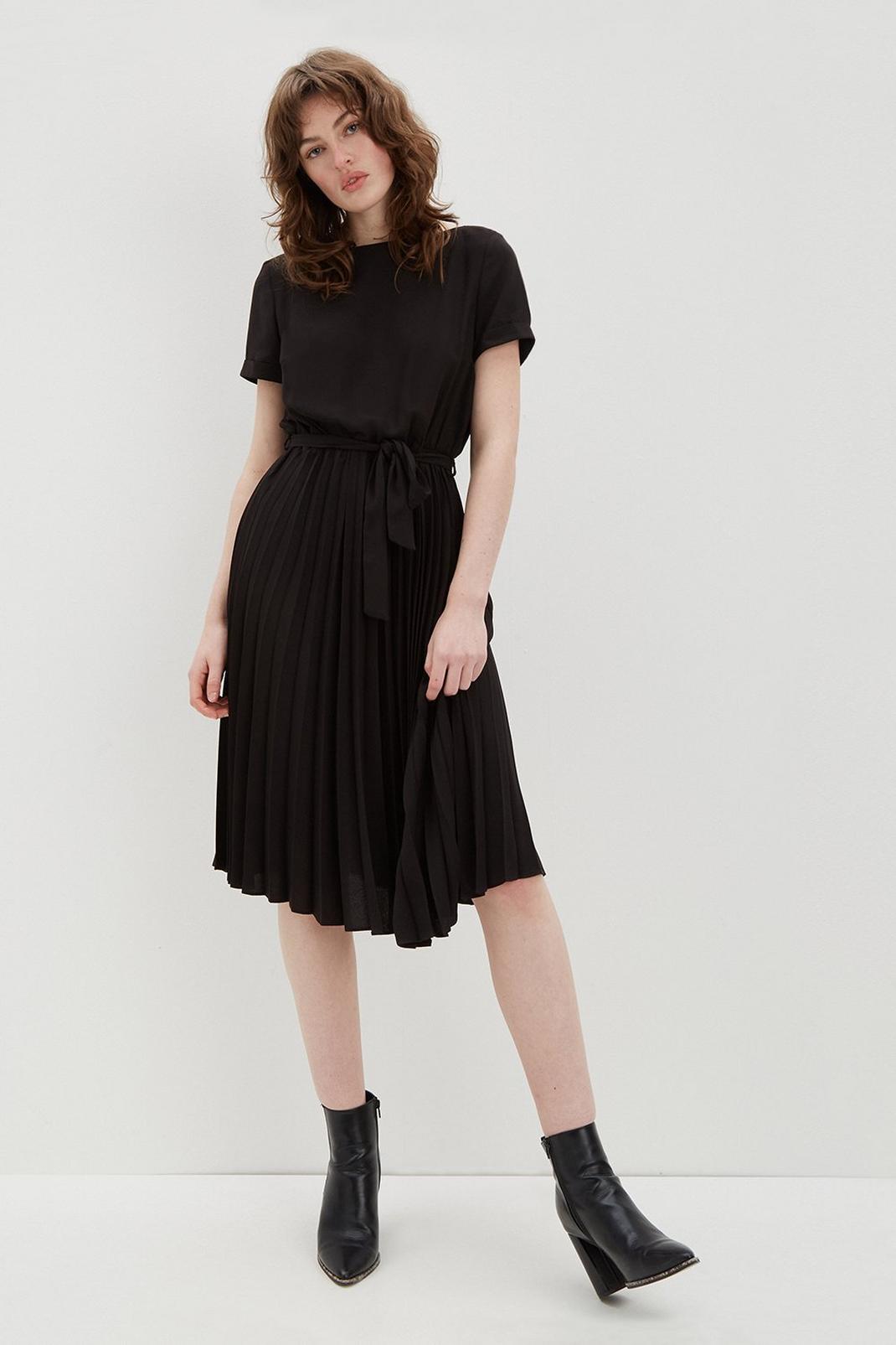105 Black Pleated Midi Dress image number 2