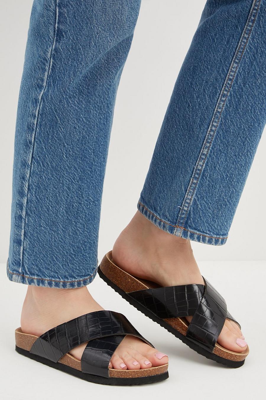 Comfort Black Flora Footbed Sandal