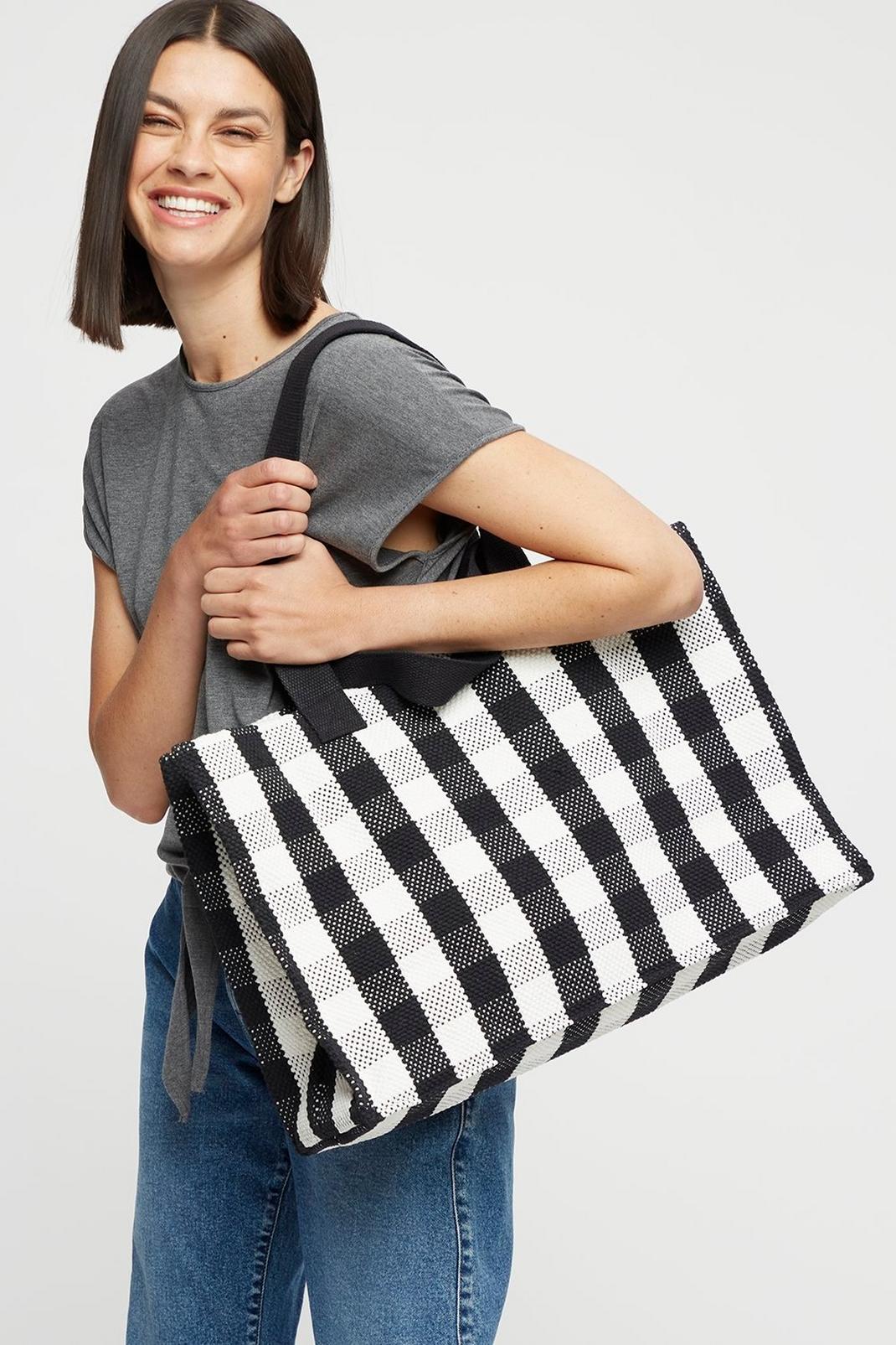 839 Check Cotton Tote Bag image number 1