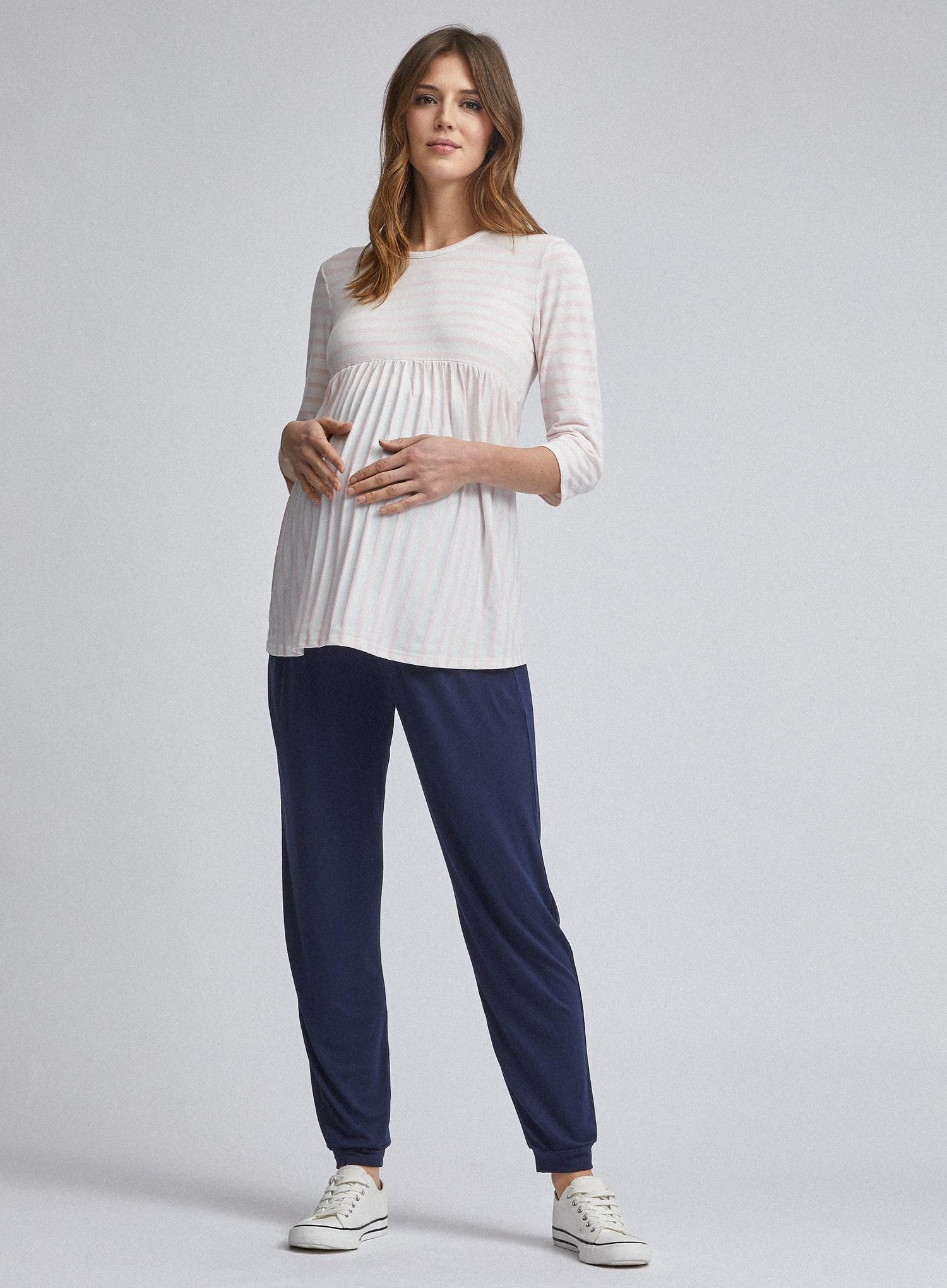 maternity joggers under bump